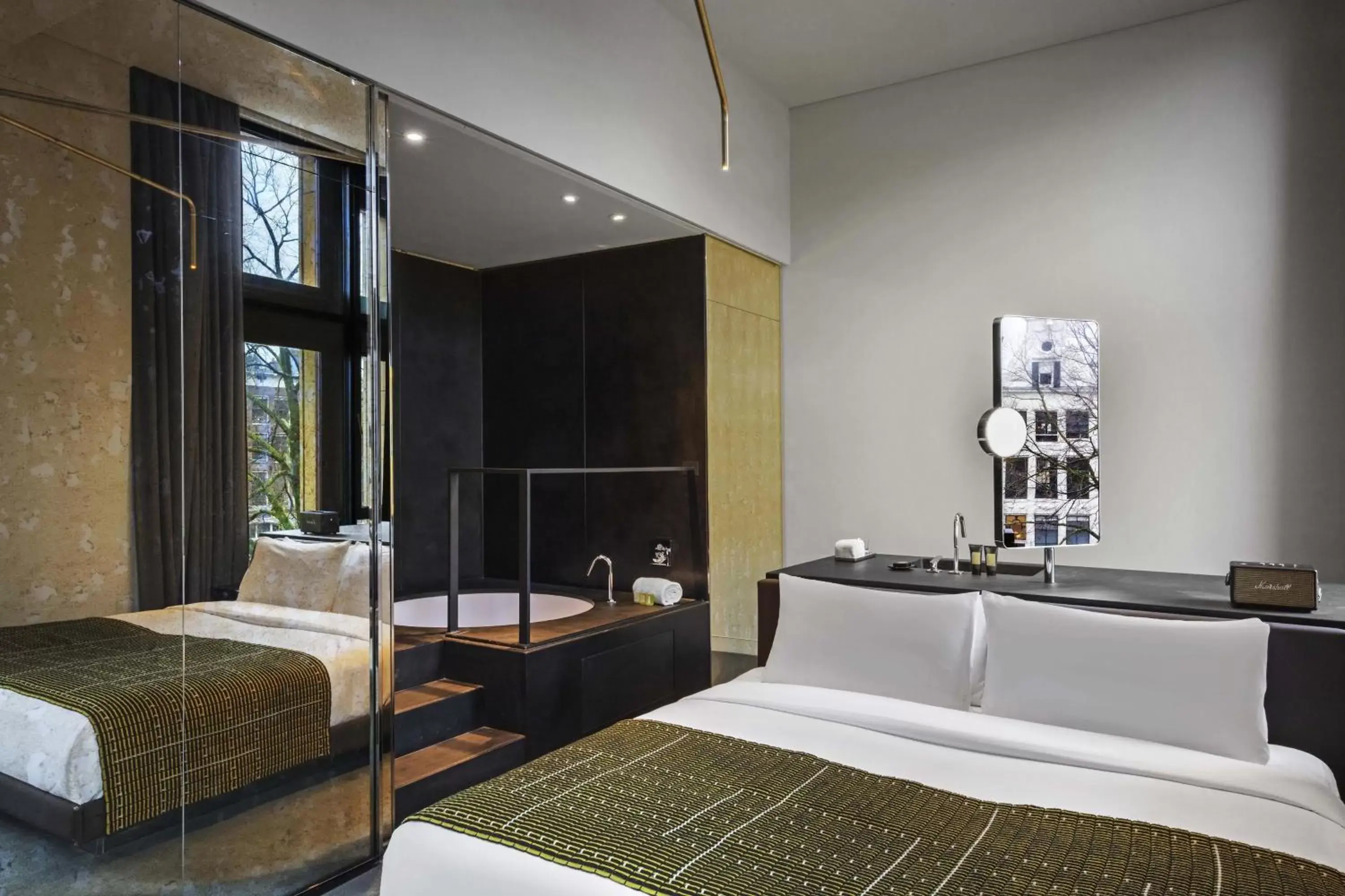 Sublime Bank, Large King Room with Bathtub in W Amsterdam Sublime Bank, Large King Room with Bathtub in W Amsterdam