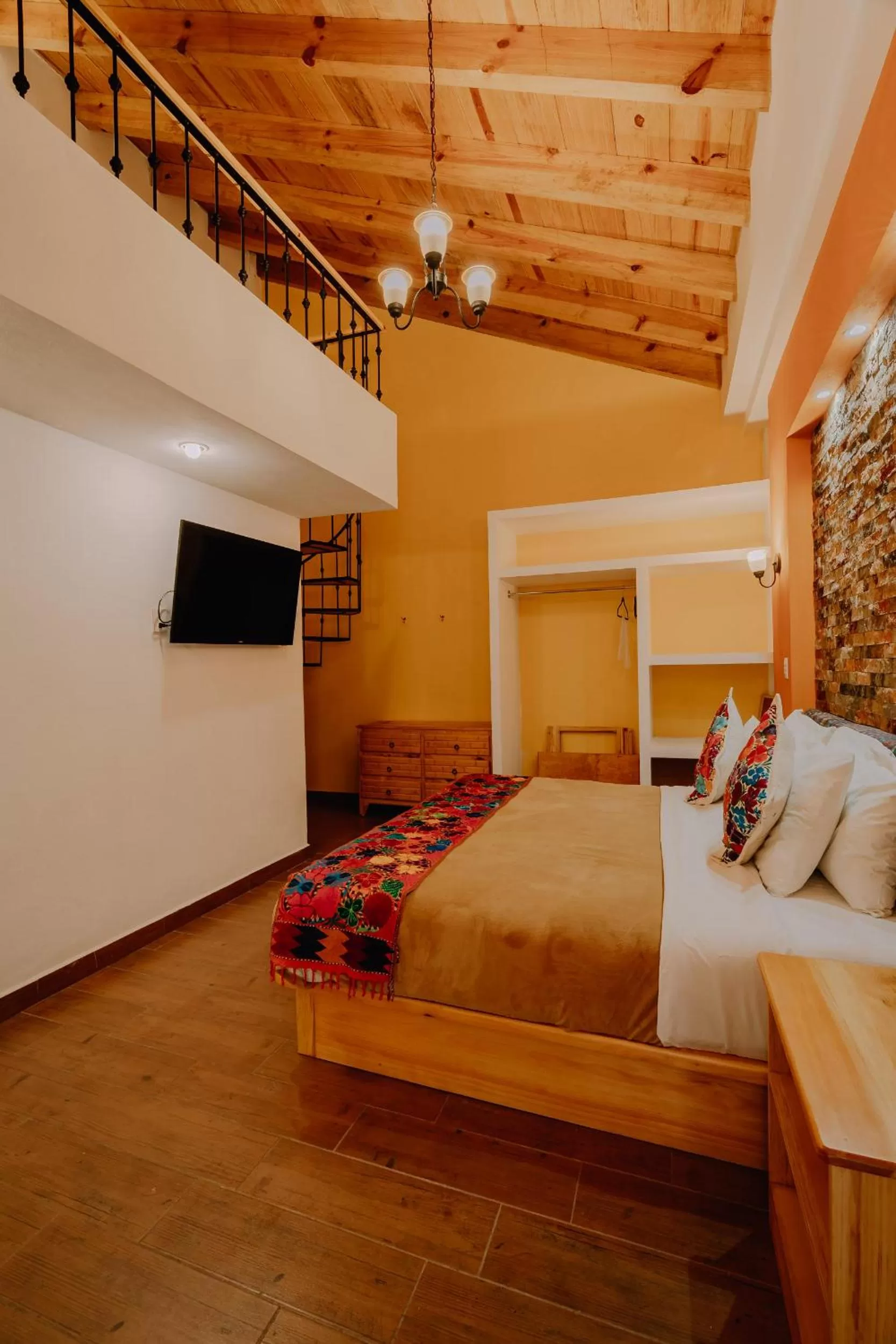 Photo of the whole room, Bed in Hotel Cielo y Selva, San Cristobal de las Casas
