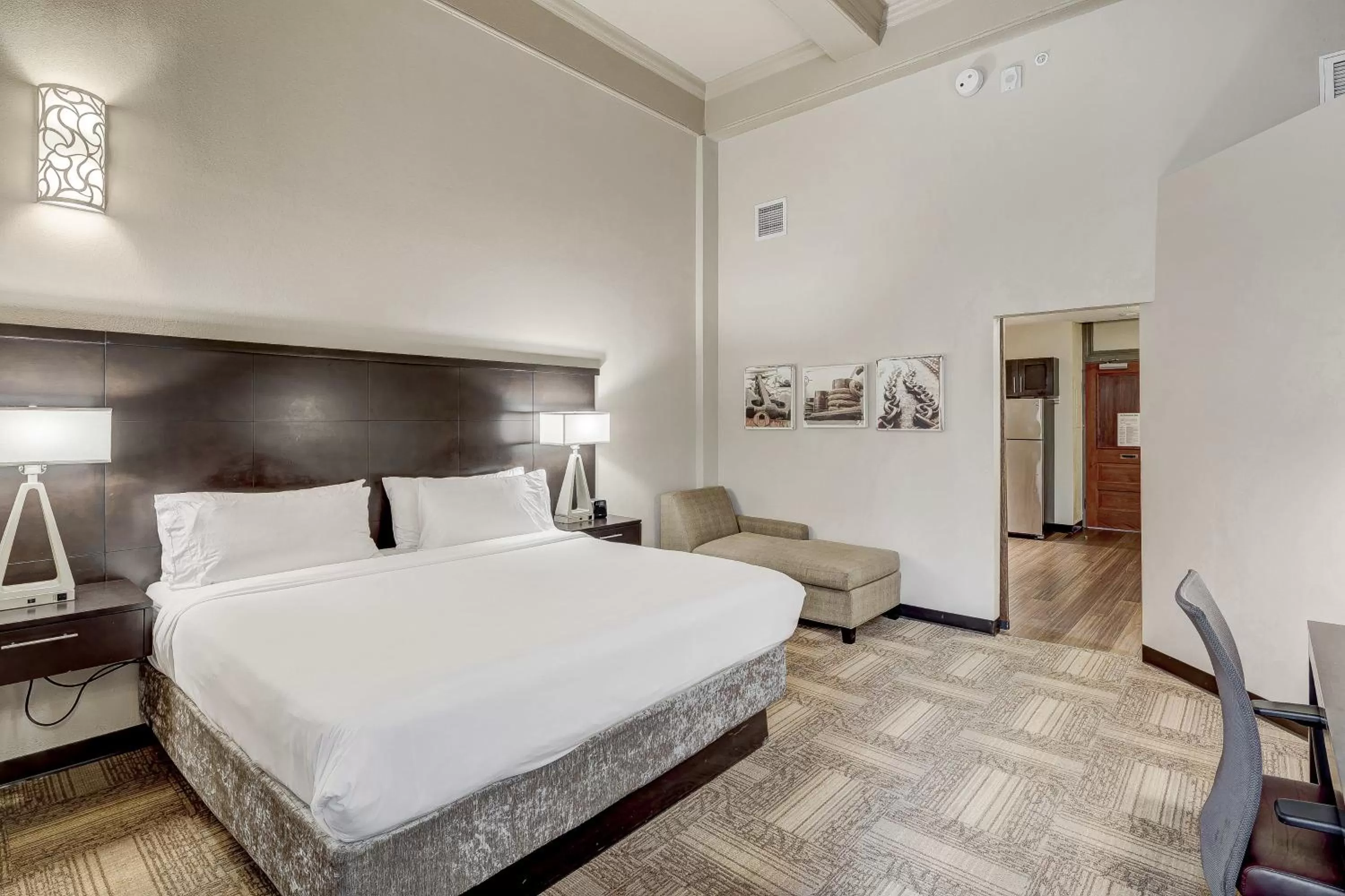 Photo of the whole room, Bed in Staybridge Suites Baltimore - Inner Harbor by IHG