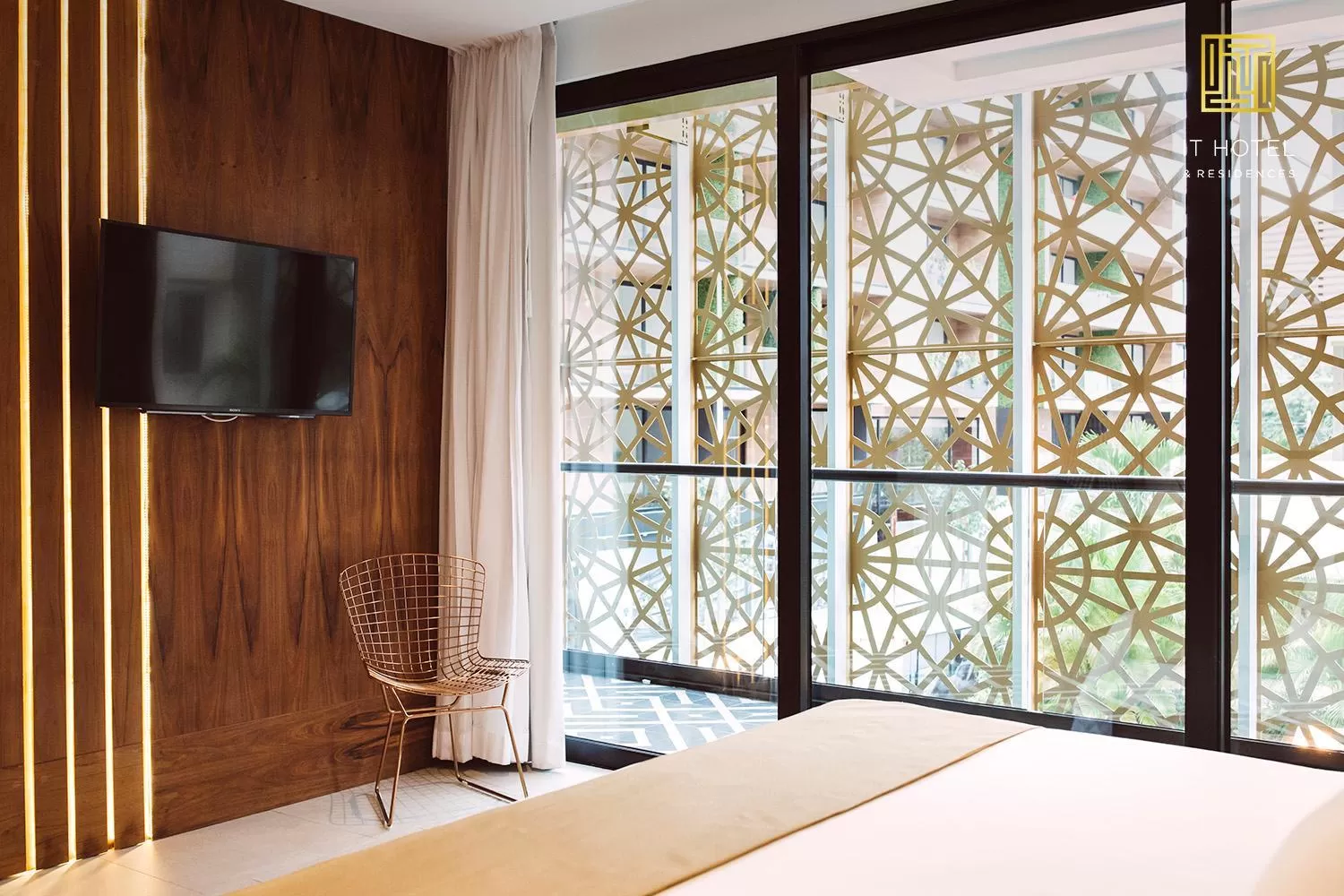 Bed in IT Boutique Hotel & Restaurant