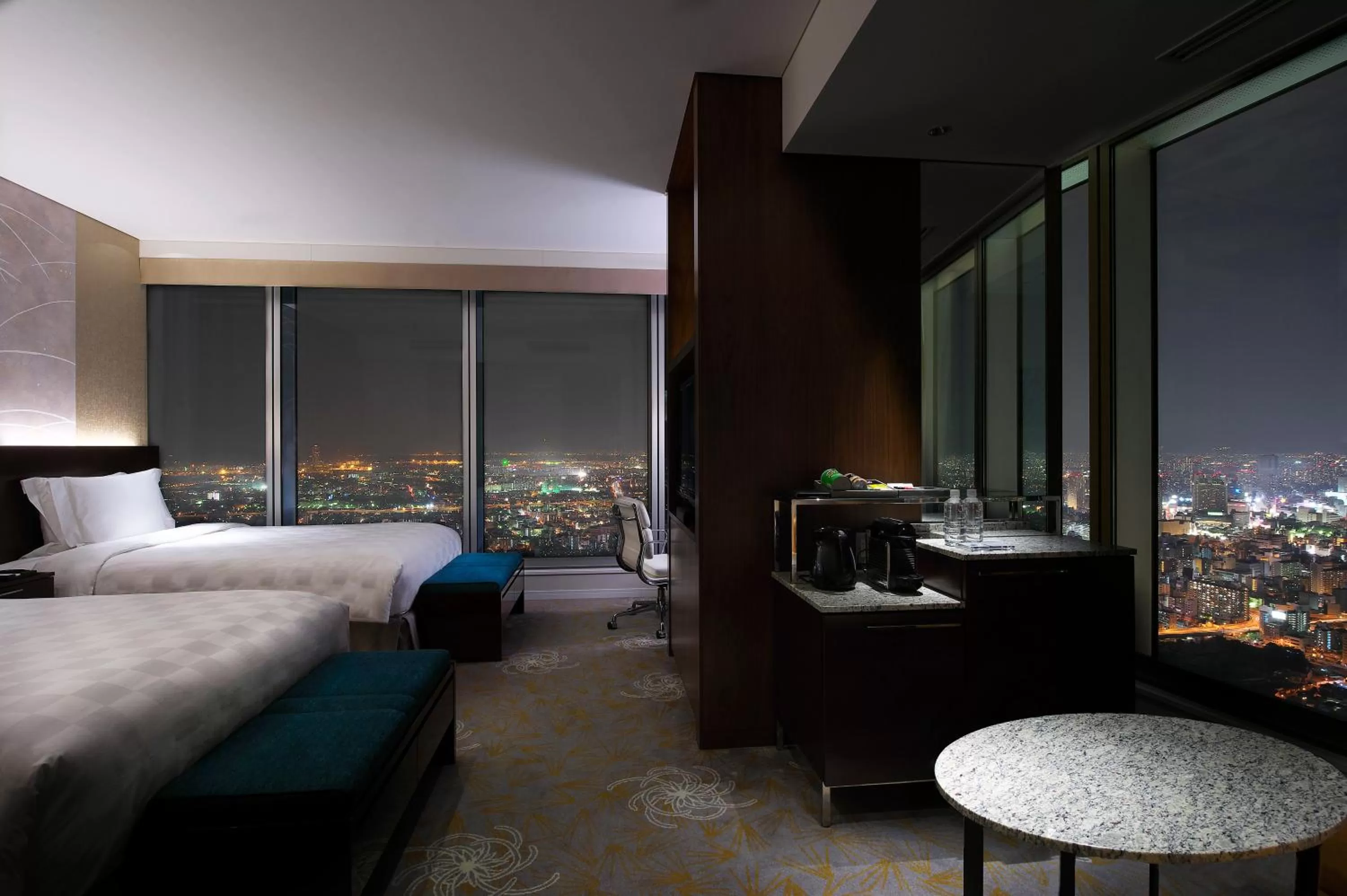 Night, Bed in Osaka Marriott Miyako Hotel