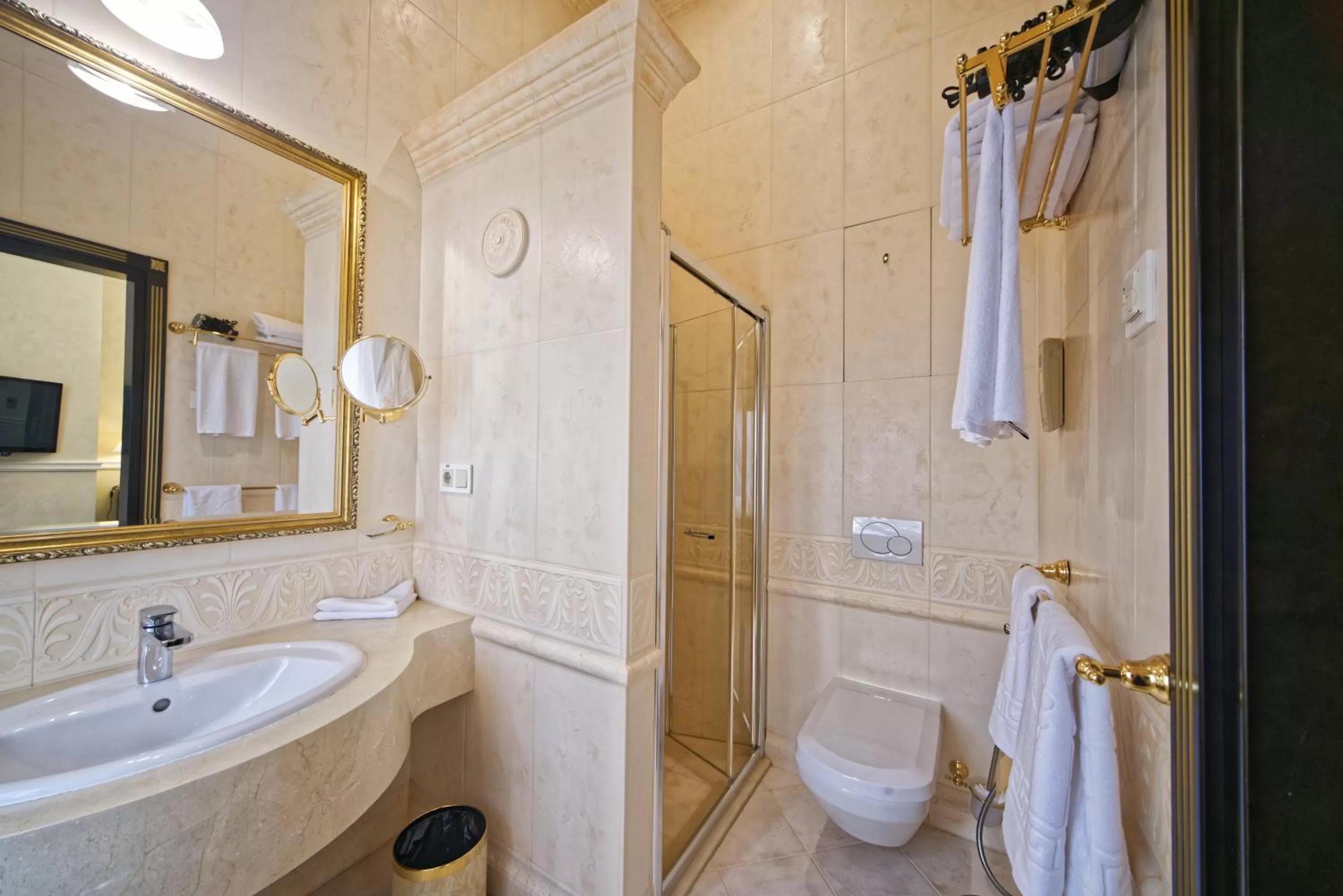 Bathroom in Villa le Premier Maestro