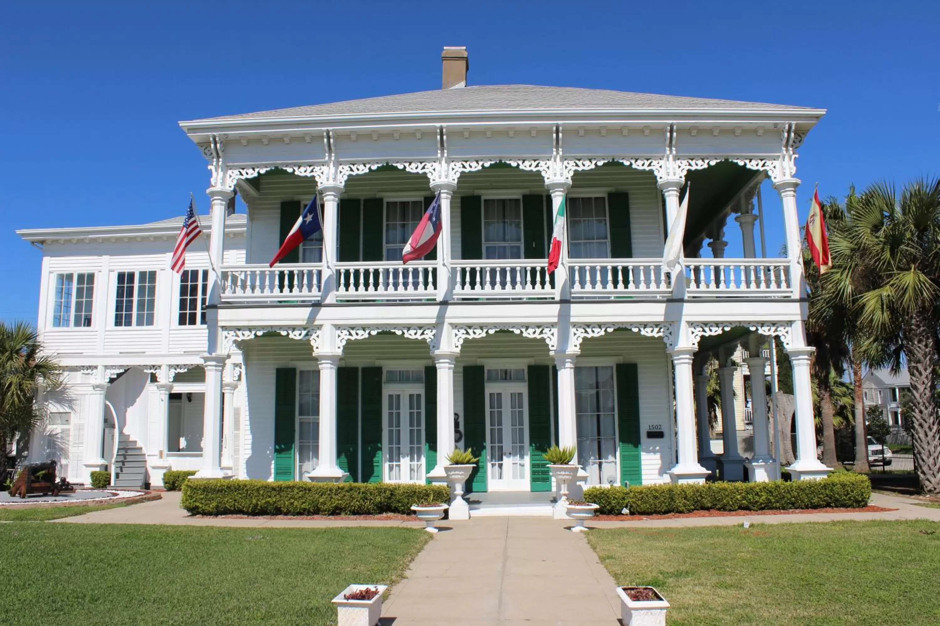 Property building in The George Manor