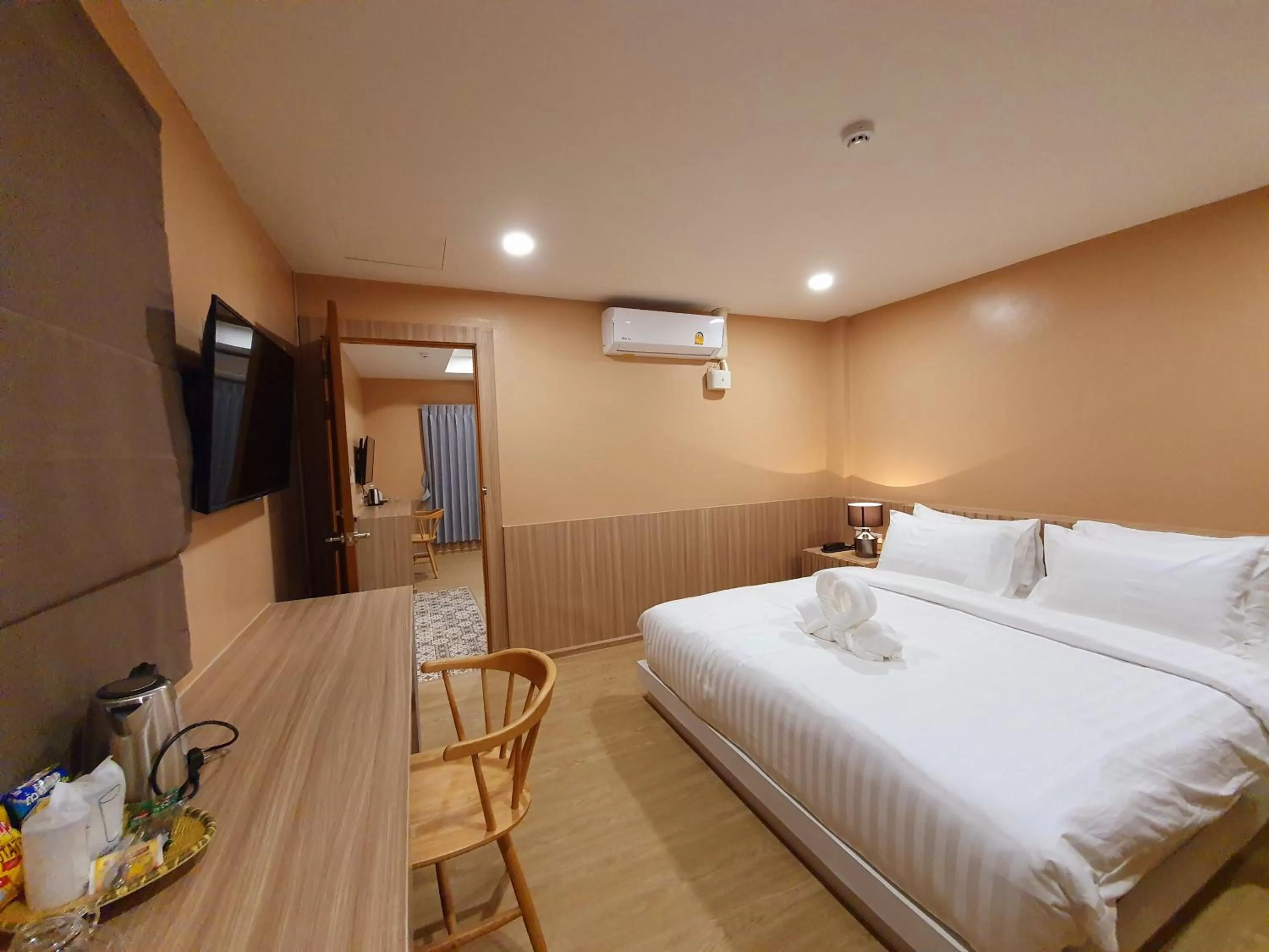 Photo of the whole room, Bed in USABAI Riverside Boutique Hotel