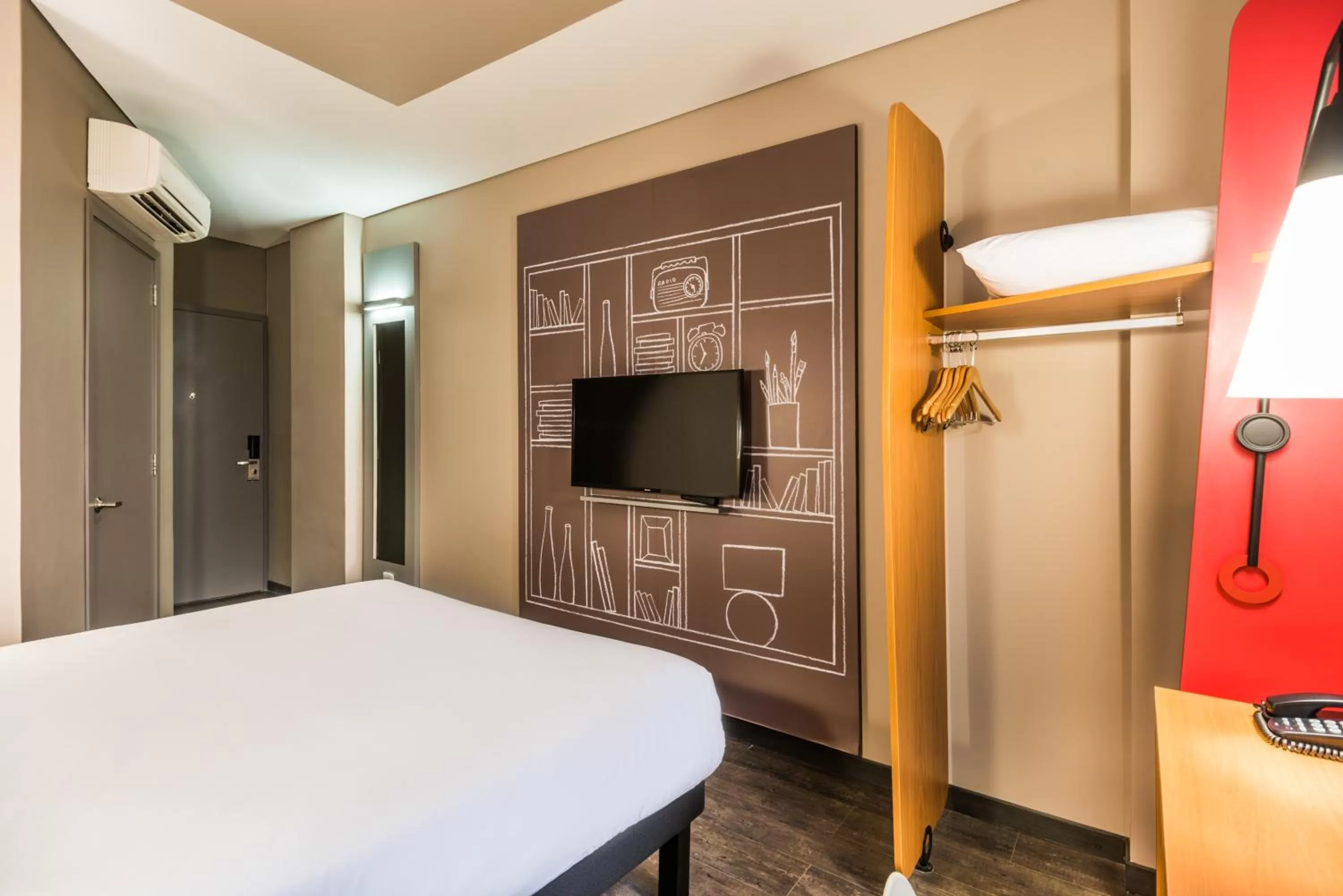 Decorative detail, Bed in ibis Barranquilla