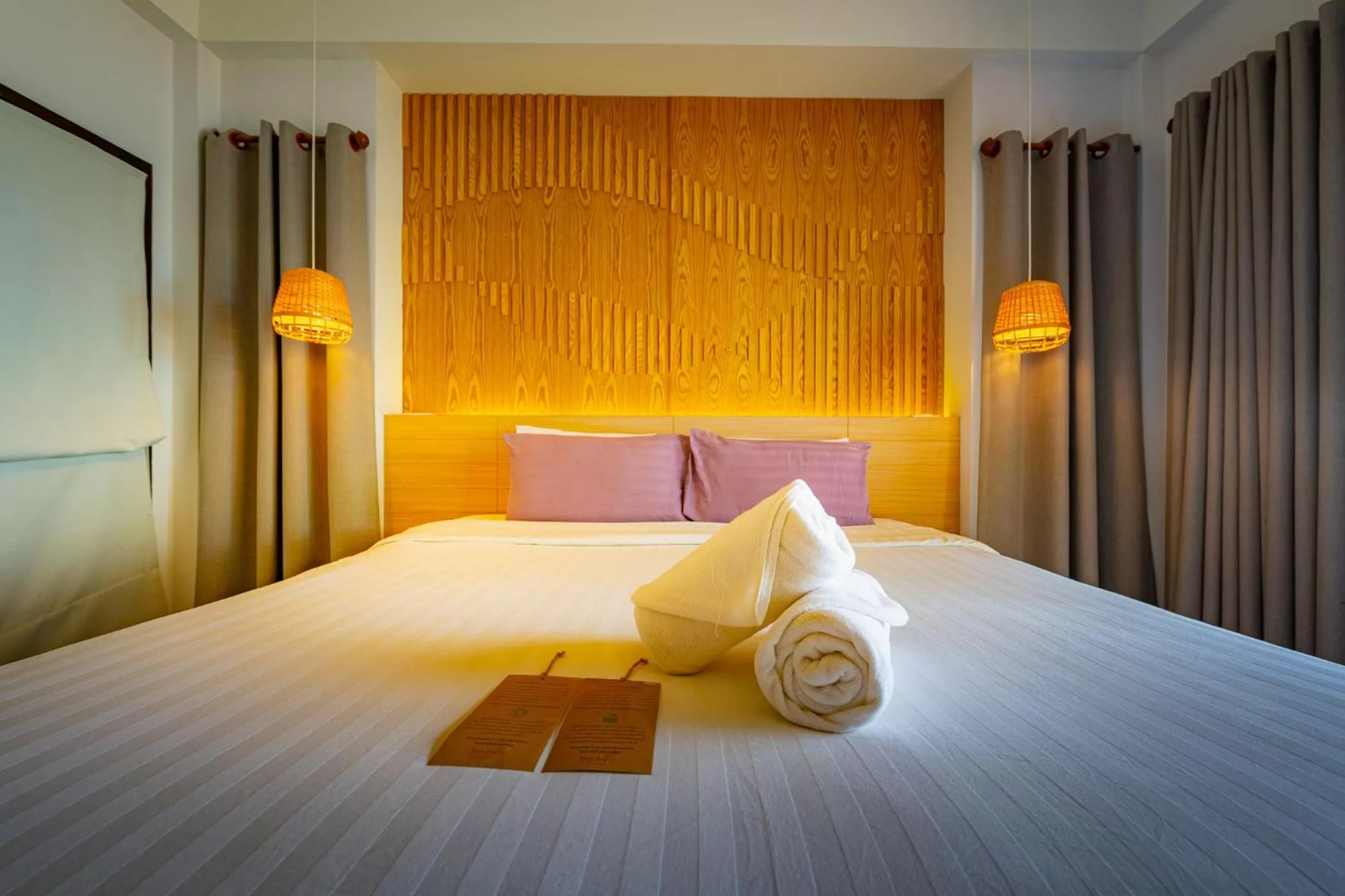 Bed in Siam Bay Resort