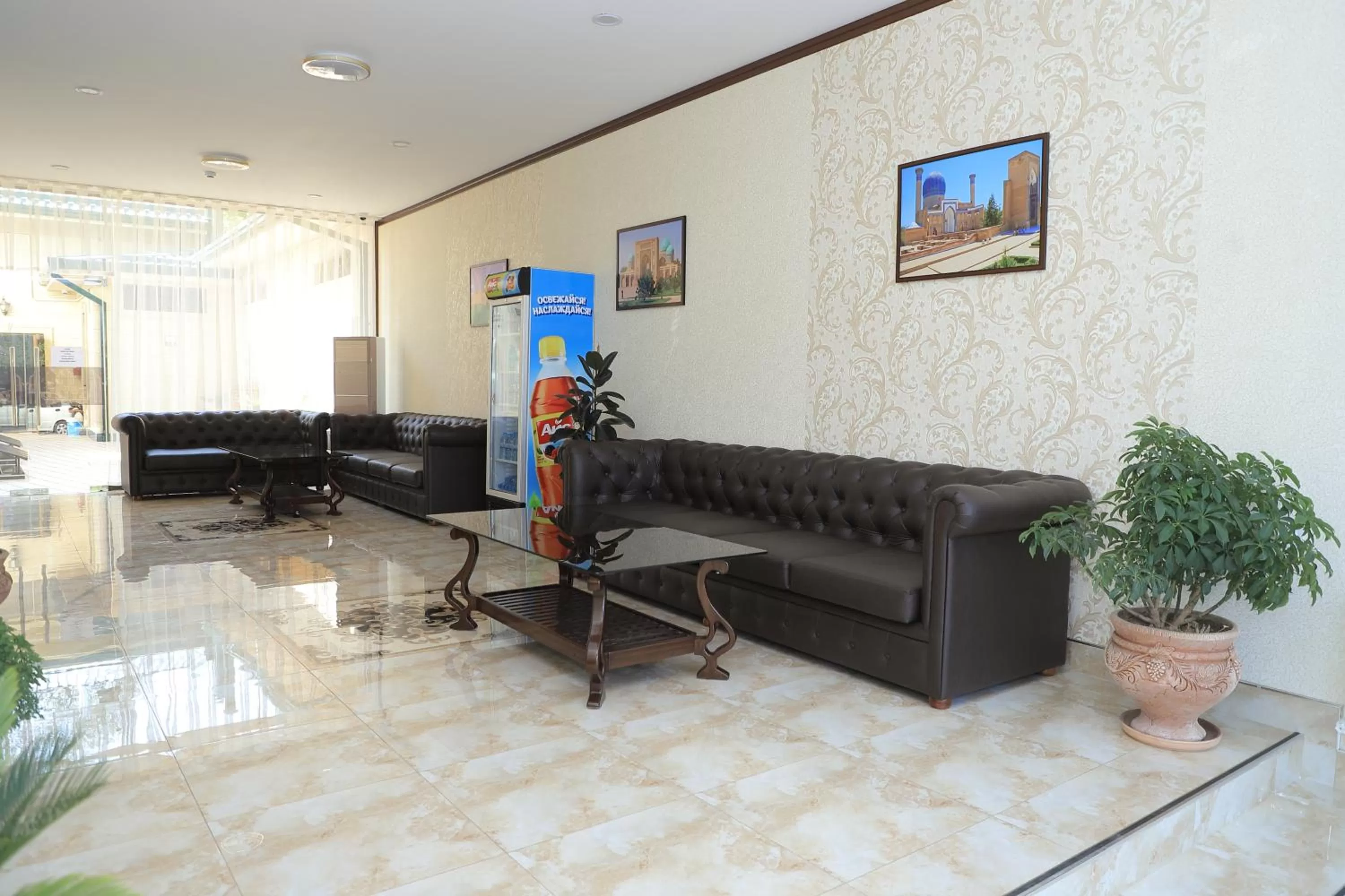 Living room in Osiyo Palace