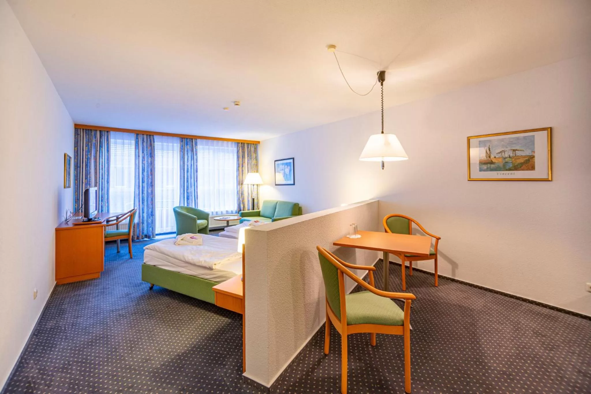 Photo of the whole room, Bed in Hotel Rostock West im "Kritzmow Park"