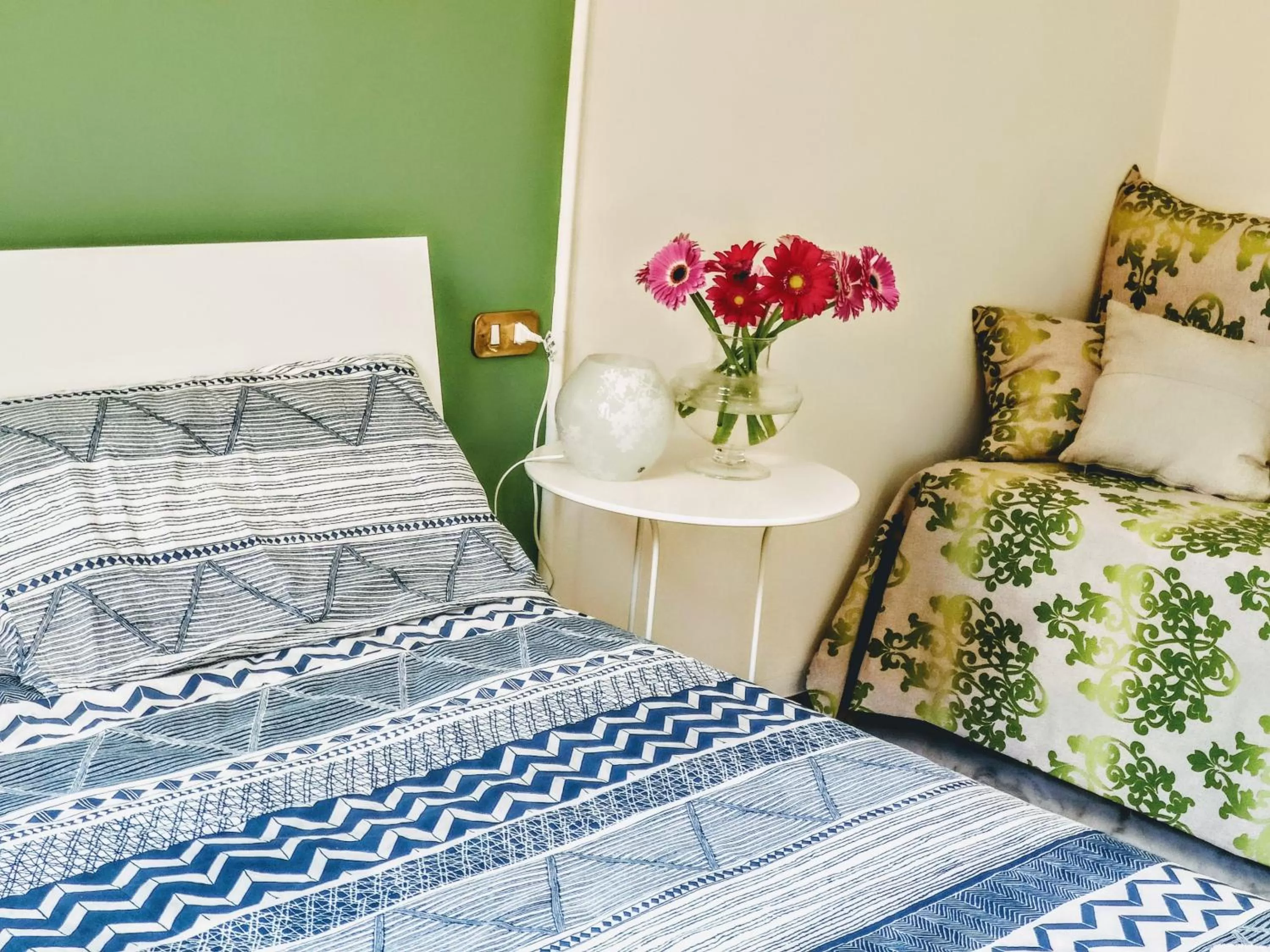 Photo of the whole room, Bed in La Casa Del Sole A Mergellina