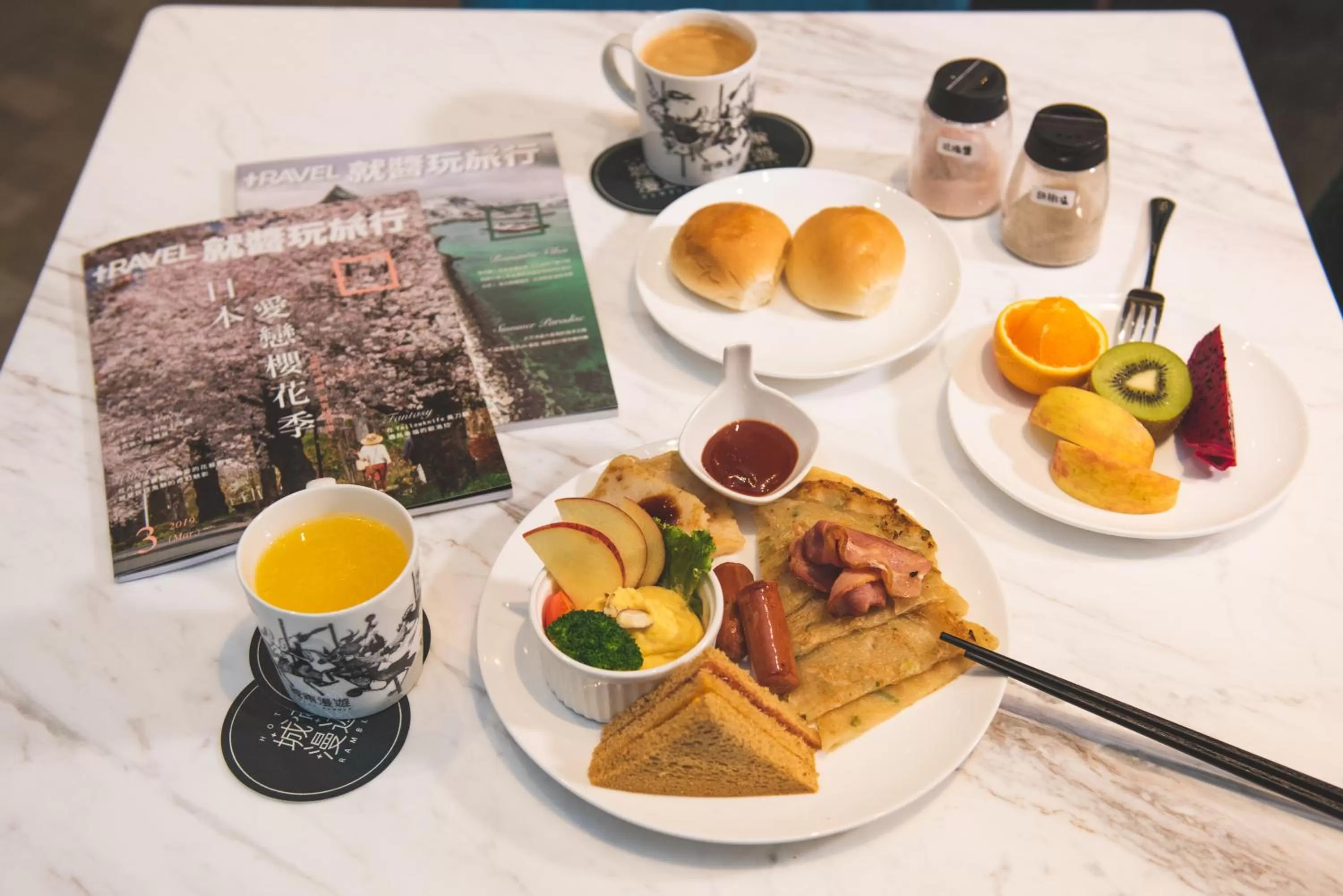 Restaurant/places to eat in Ramble Hotel