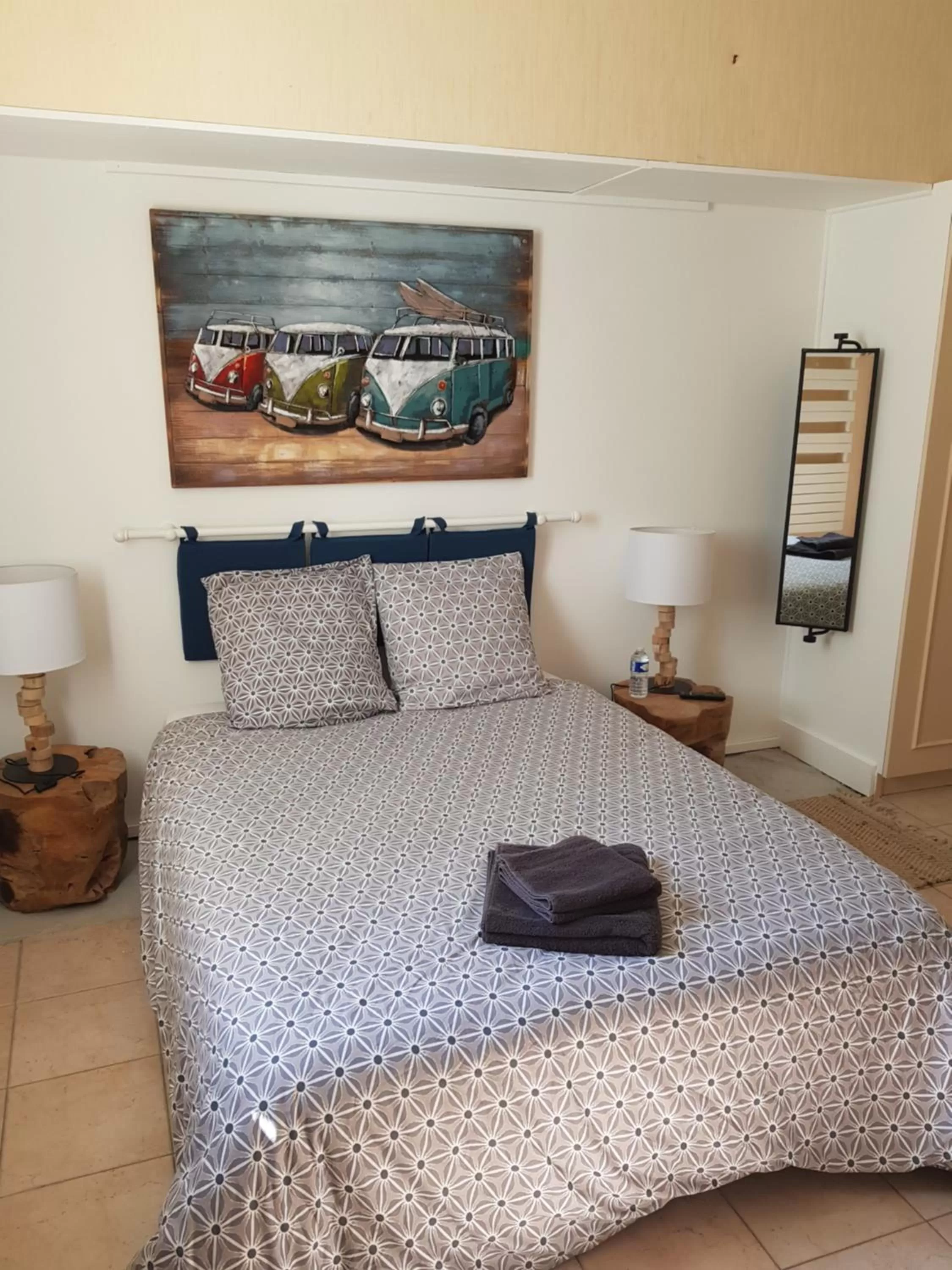 Bedroom, Bed in la ferme des ruelles