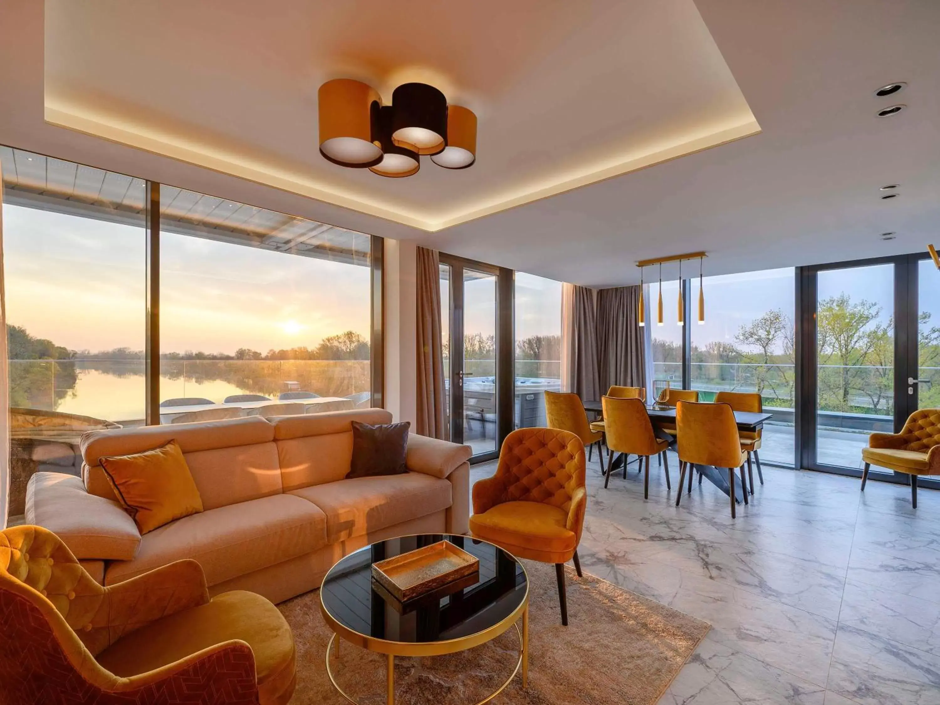 Executive room with One Double Bed and Sofa in Mercure Tokaj Center Executive room with One Double Bed and Sofa in Mercure Tokaj Center