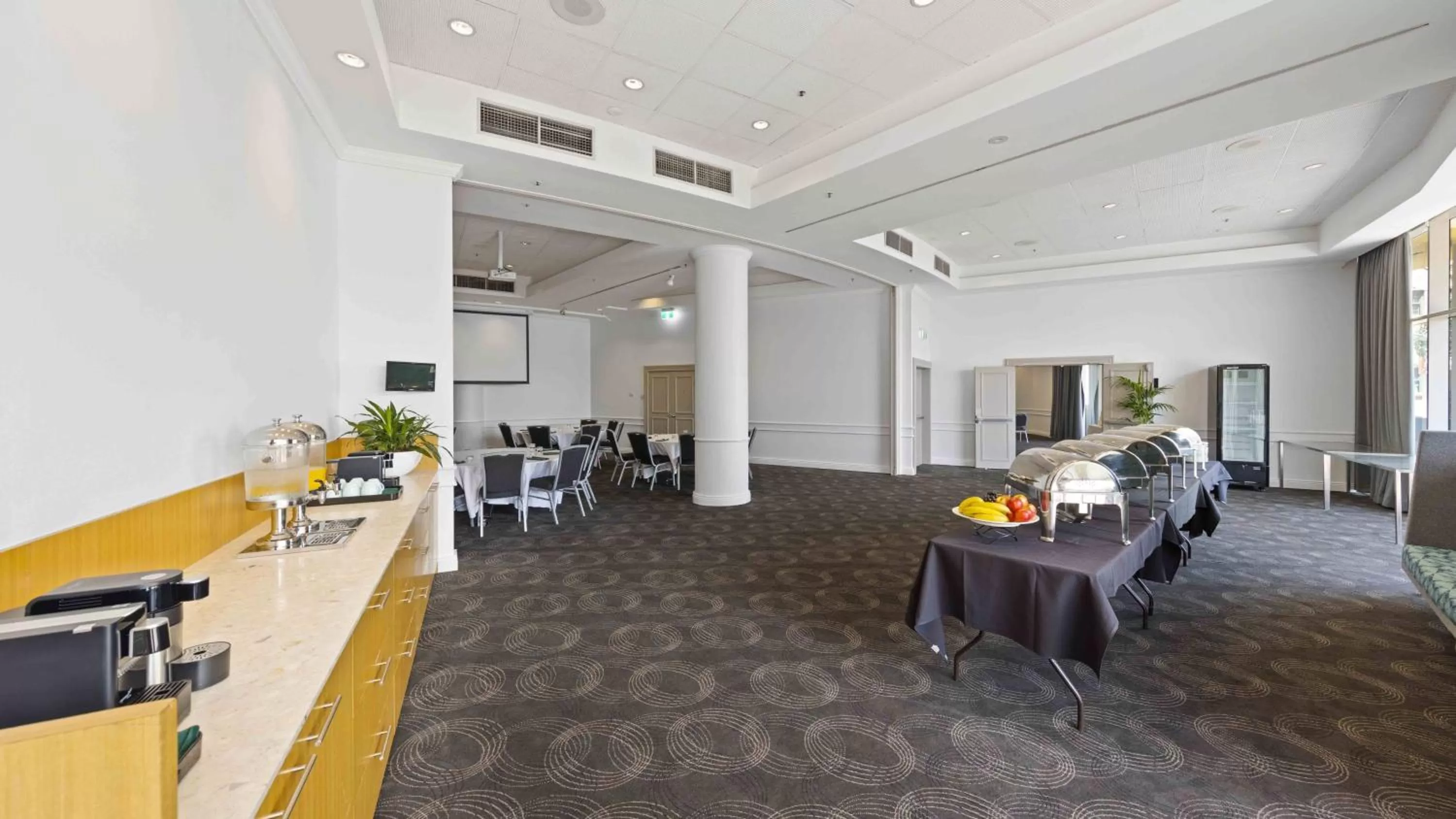 Meeting/conference room in Holiday Inn Sydney Potts Point