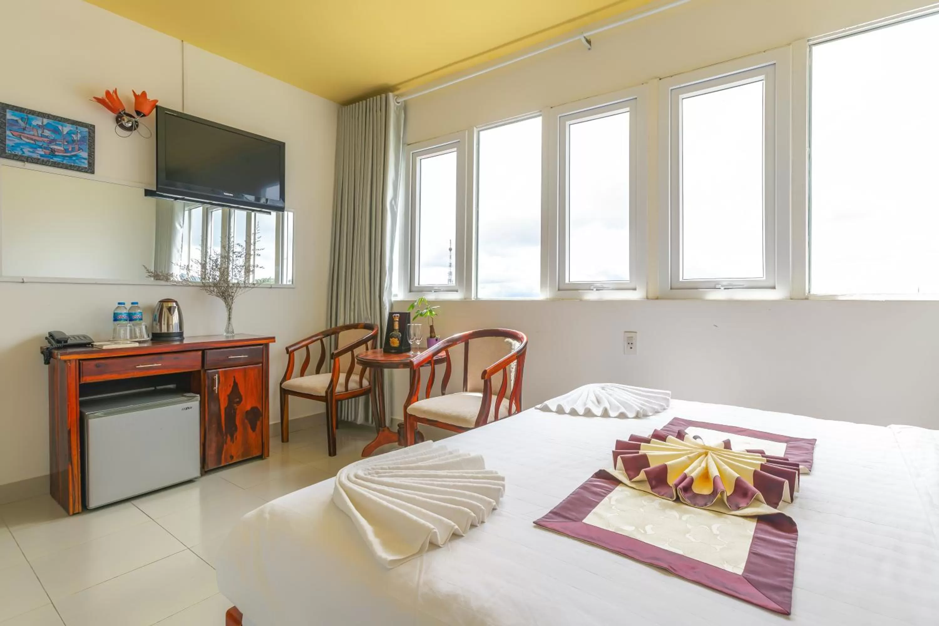 Photo of the whole room in Miền Nhiệt Đới 2 Hotel