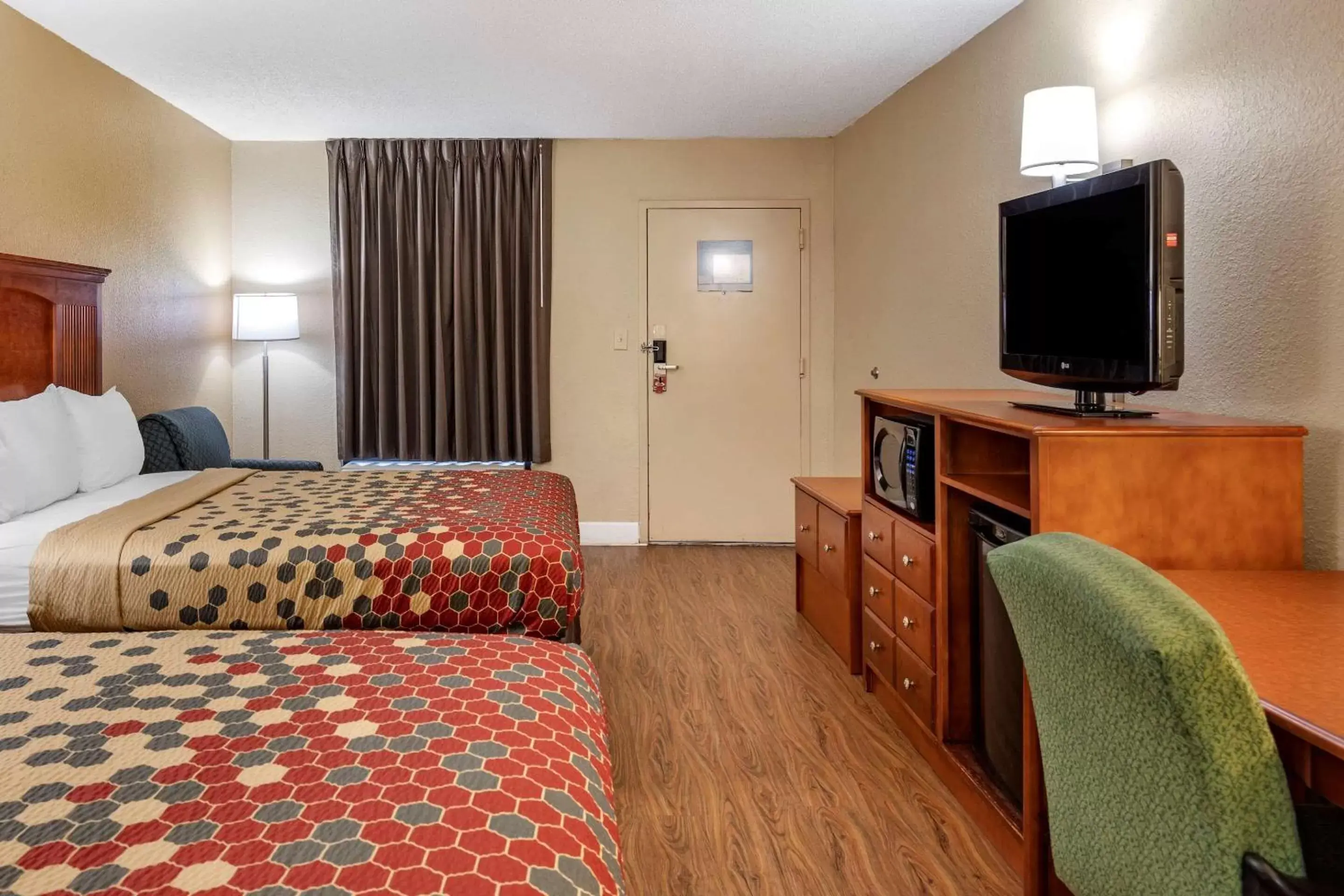 Standard Room, 2 Queen Beds, Smoking in Econo Lodge Cordele Standard Room, 2 Queen Beds, Smoking in Econo Lodge Cordele