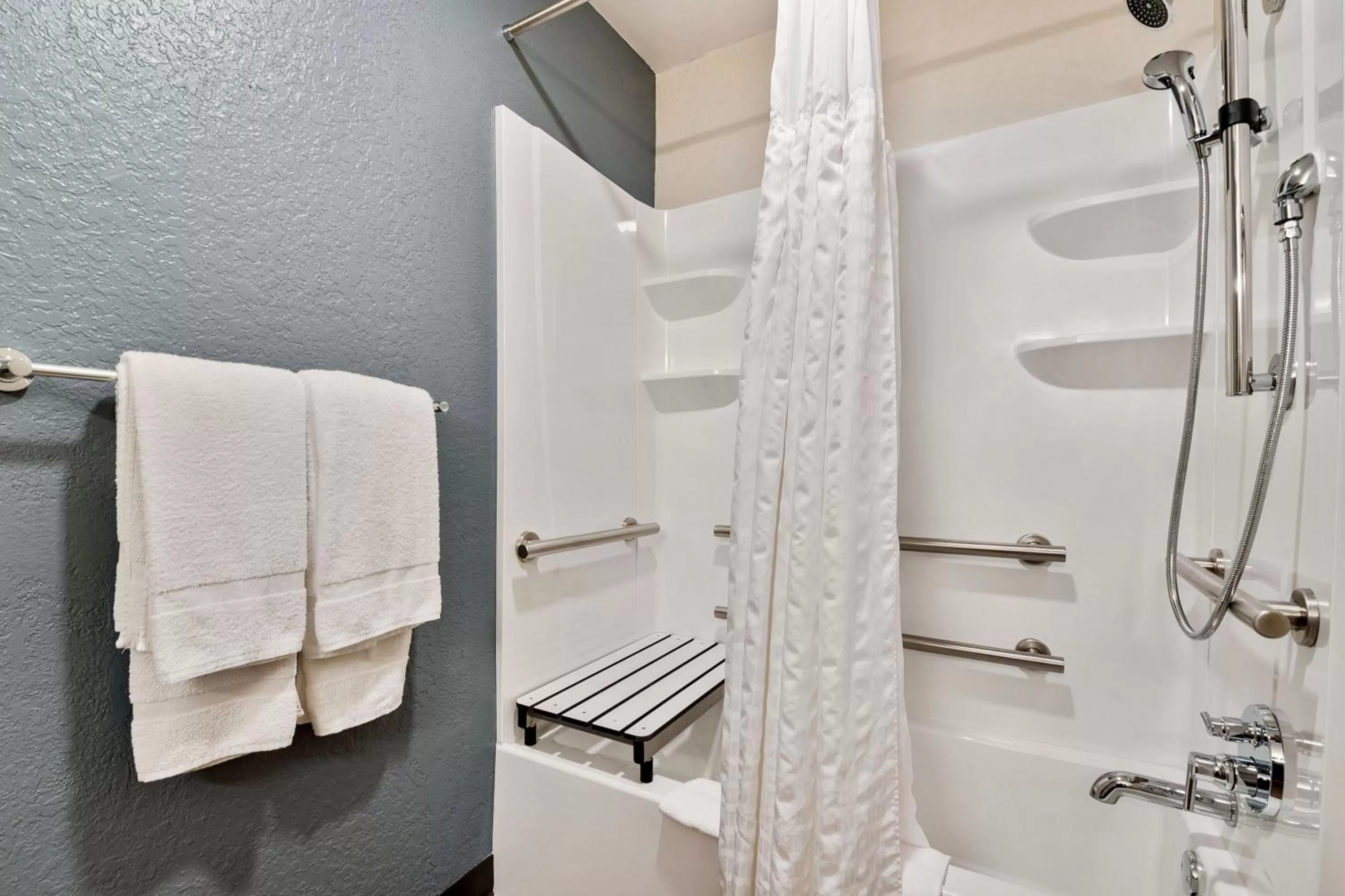 Shower in Extended Stay America Premier Suites - Miami - Downtown Brickell - Cruise Port