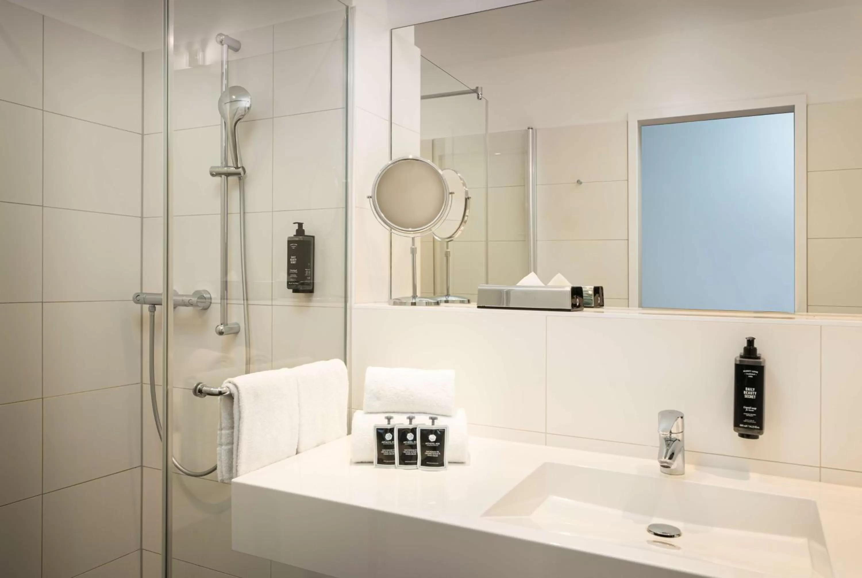 Bathroom in elaya hotel leipzig city center