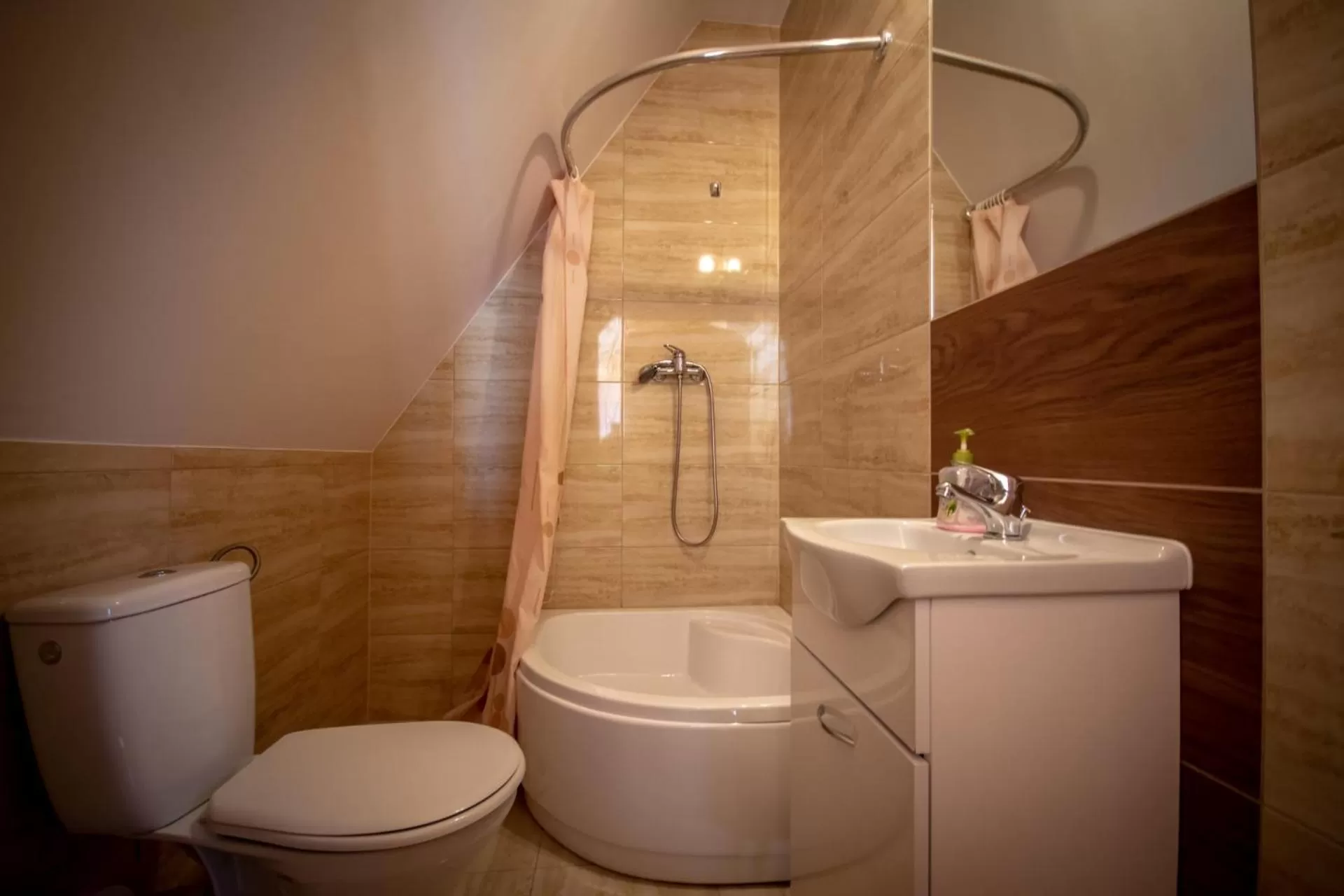 Bathroom in Podhalanski Dworek z Jacuzzi