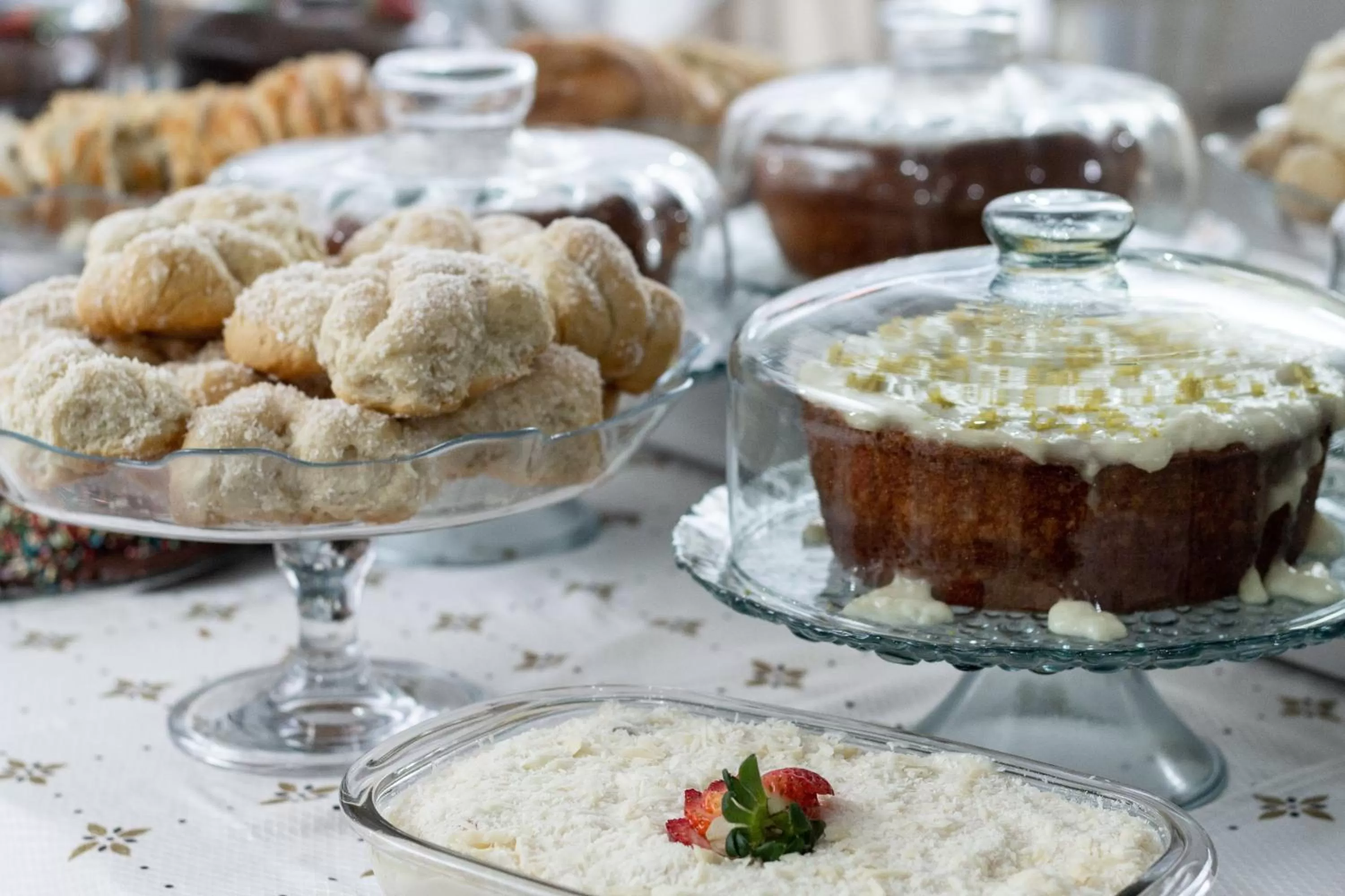 Breakfast, Food in Hotel Alfa de Bauru Ltda