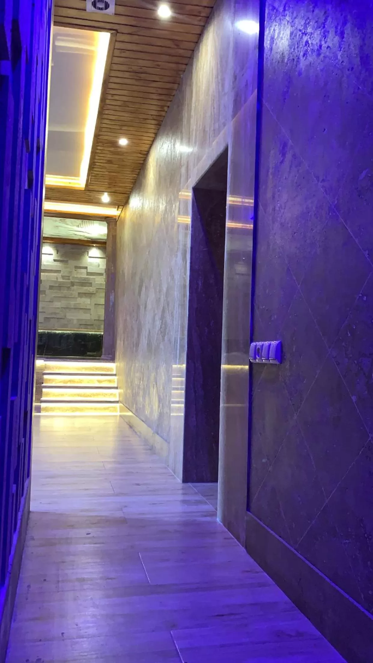 Photo of the whole room in Aleppo Hotel