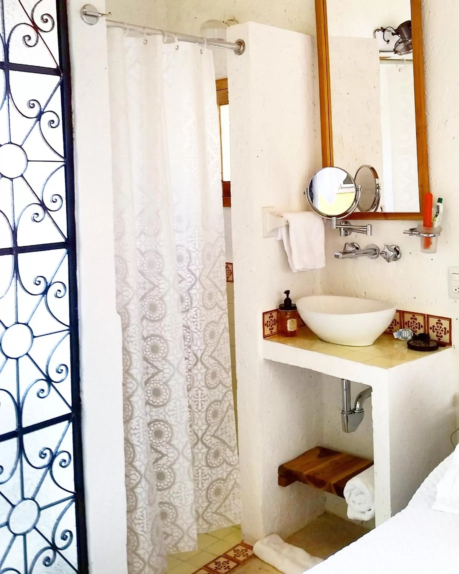 Shower in Casa de Zari