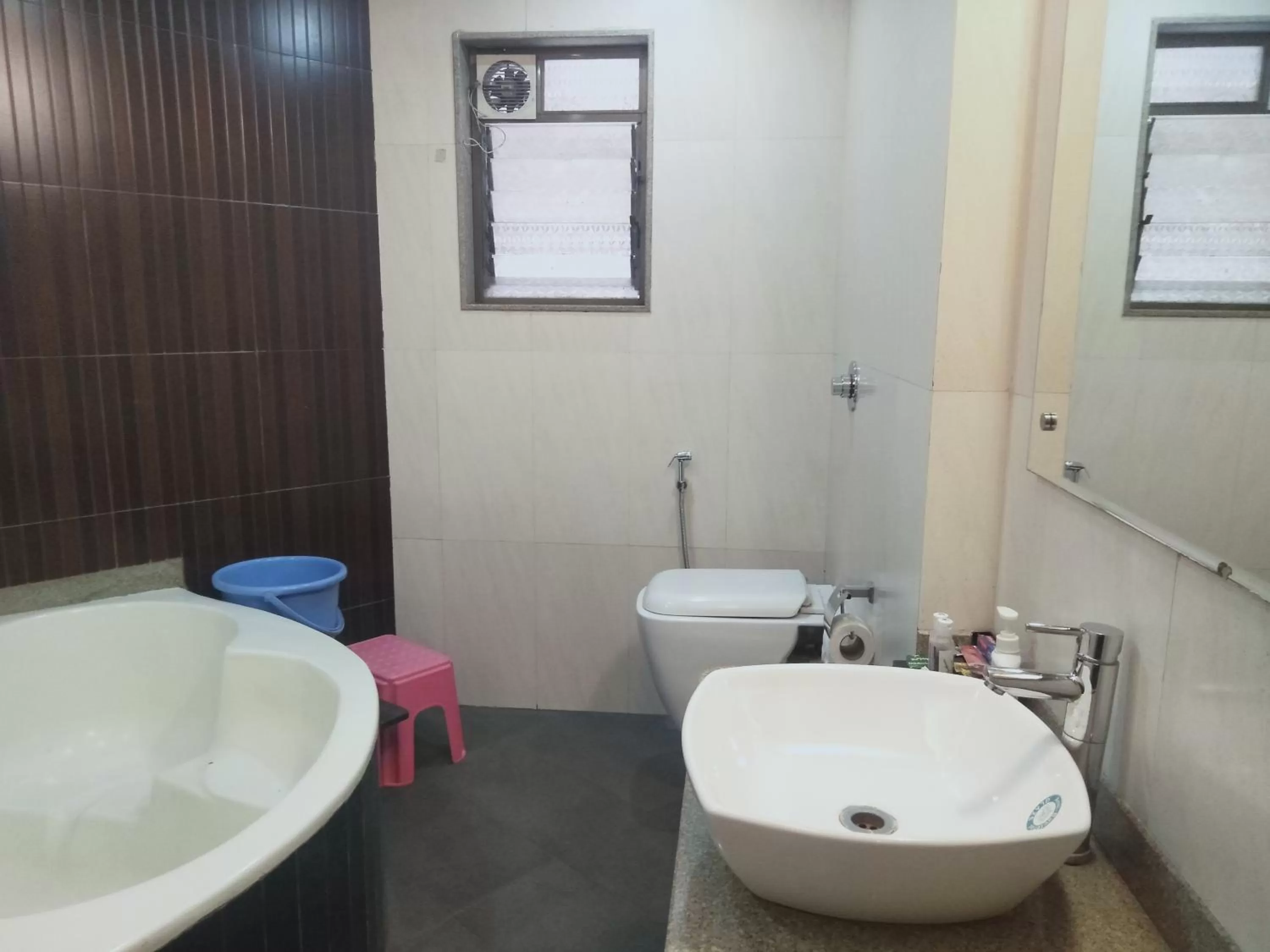 Bathroom in Hotel Udayanraje Palace