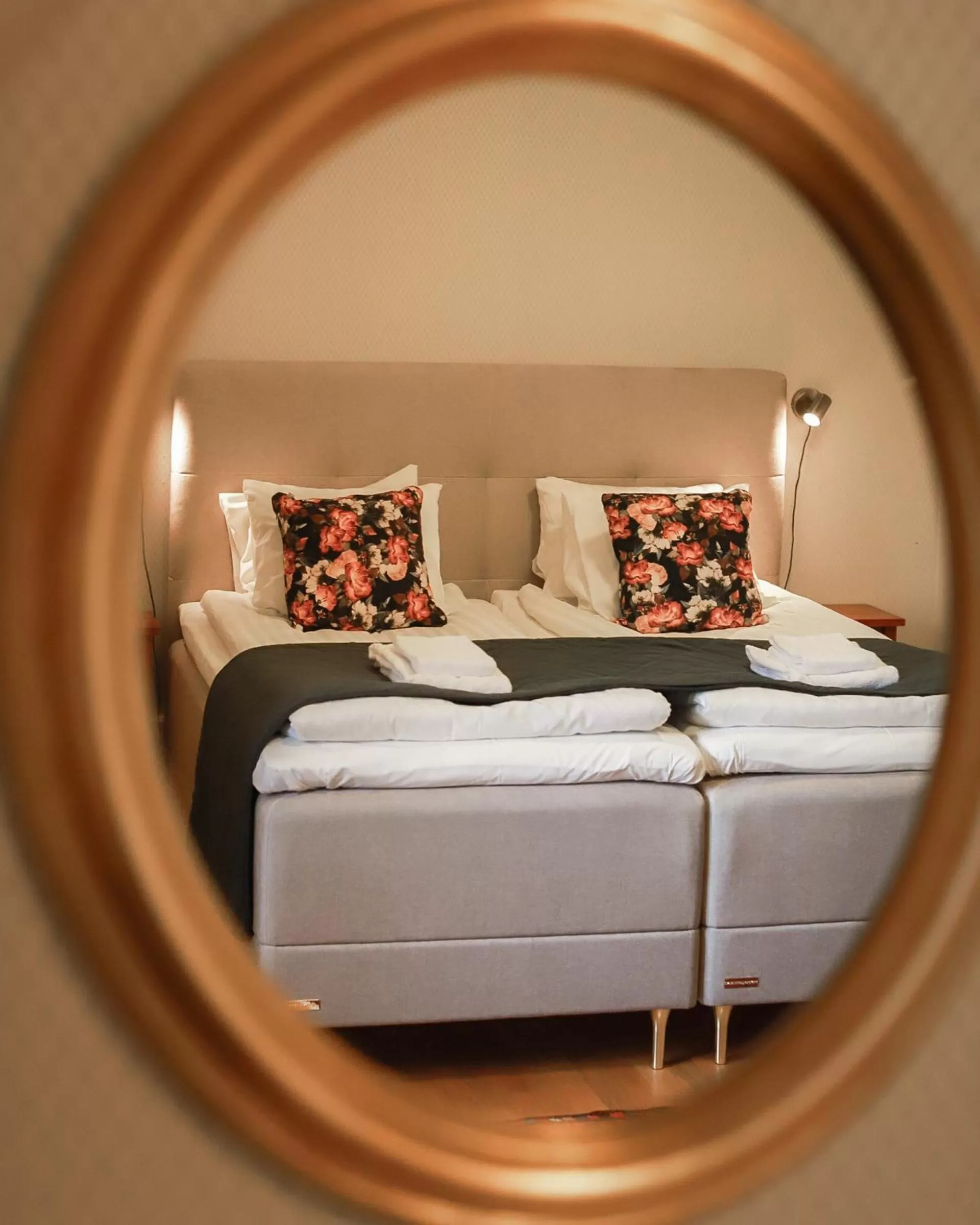 Bed in Munkedals Herrgård