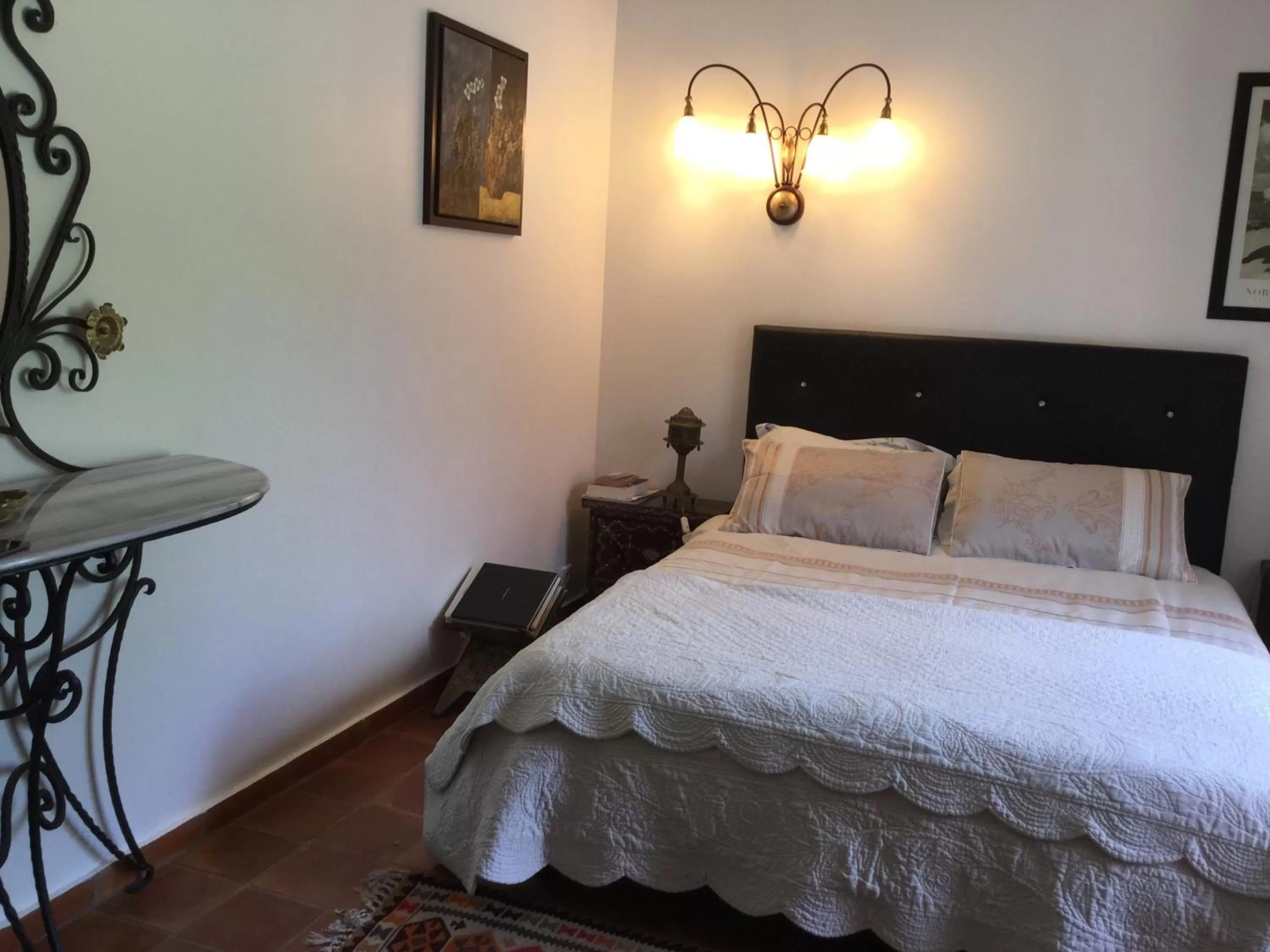 Bed in Mas de la Montille