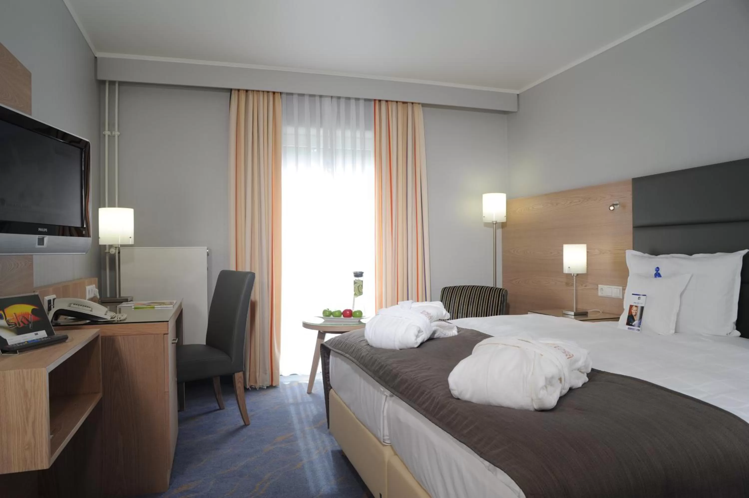 Photo of the whole room, Bed in Best Western Hotel Der Föhrenhof