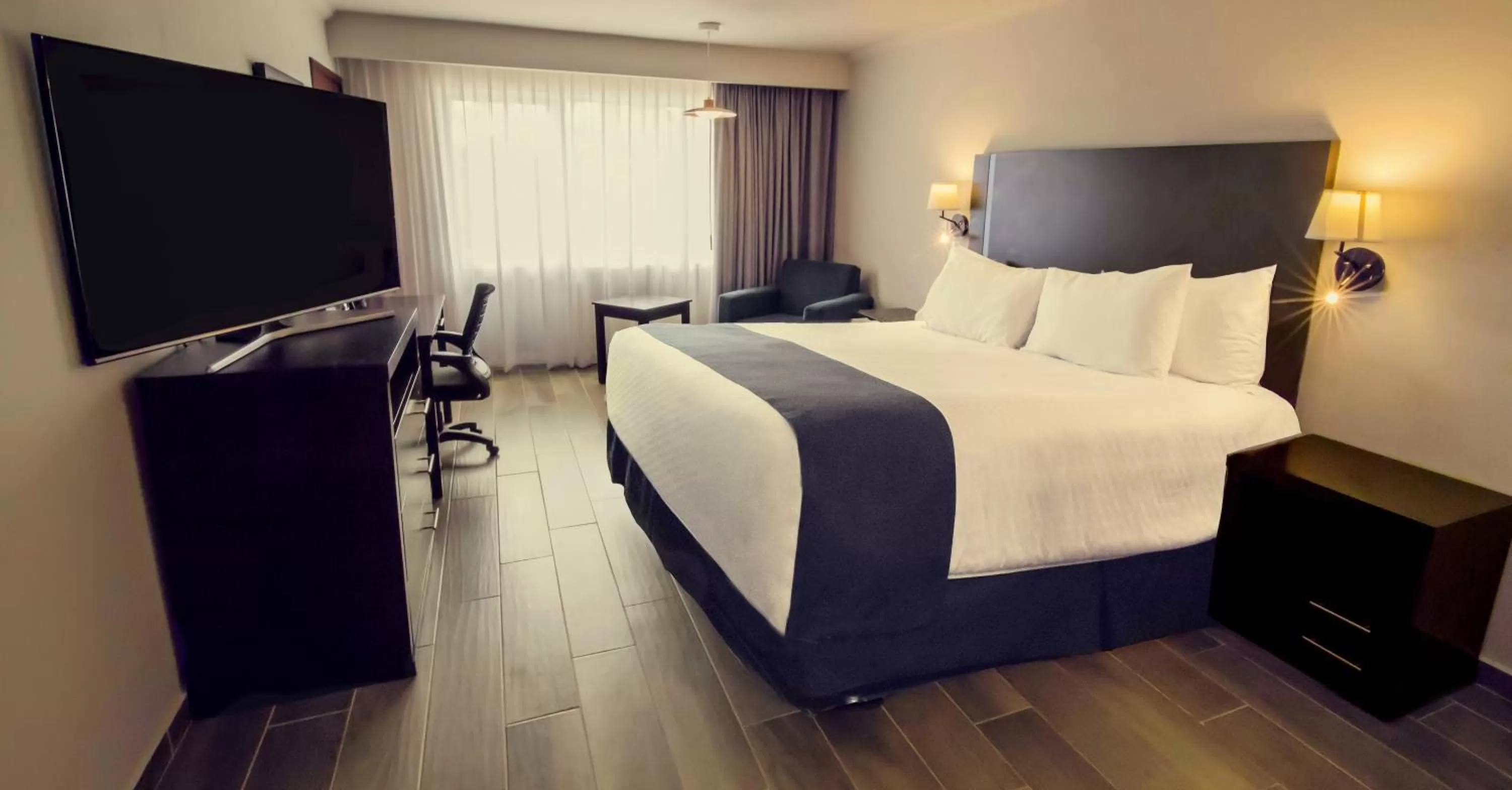 Photo of the whole room, Bed in Gamma Tampico