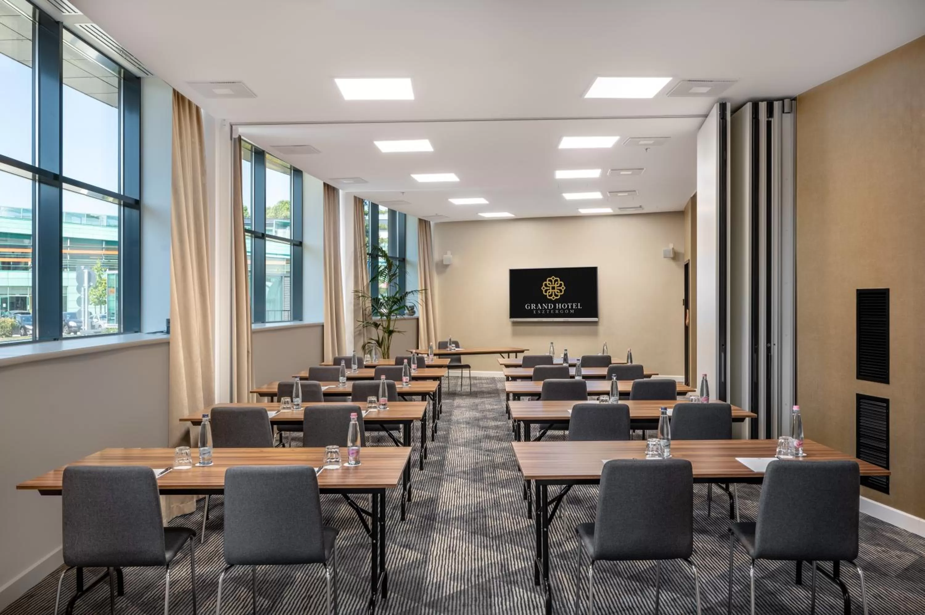 Meeting/conference room in Grand Hotel Esztergom