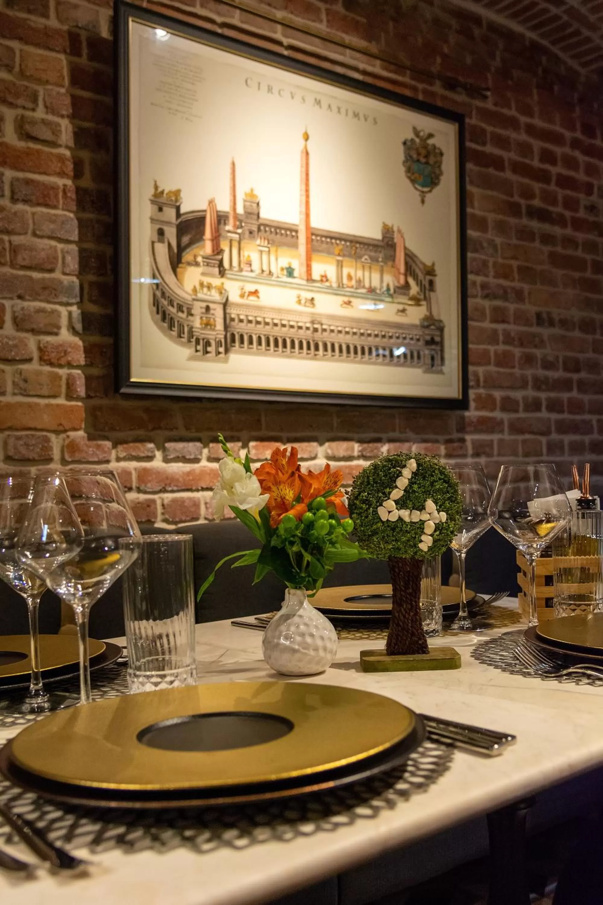 Food and drinks in Hotel Splendid 1900