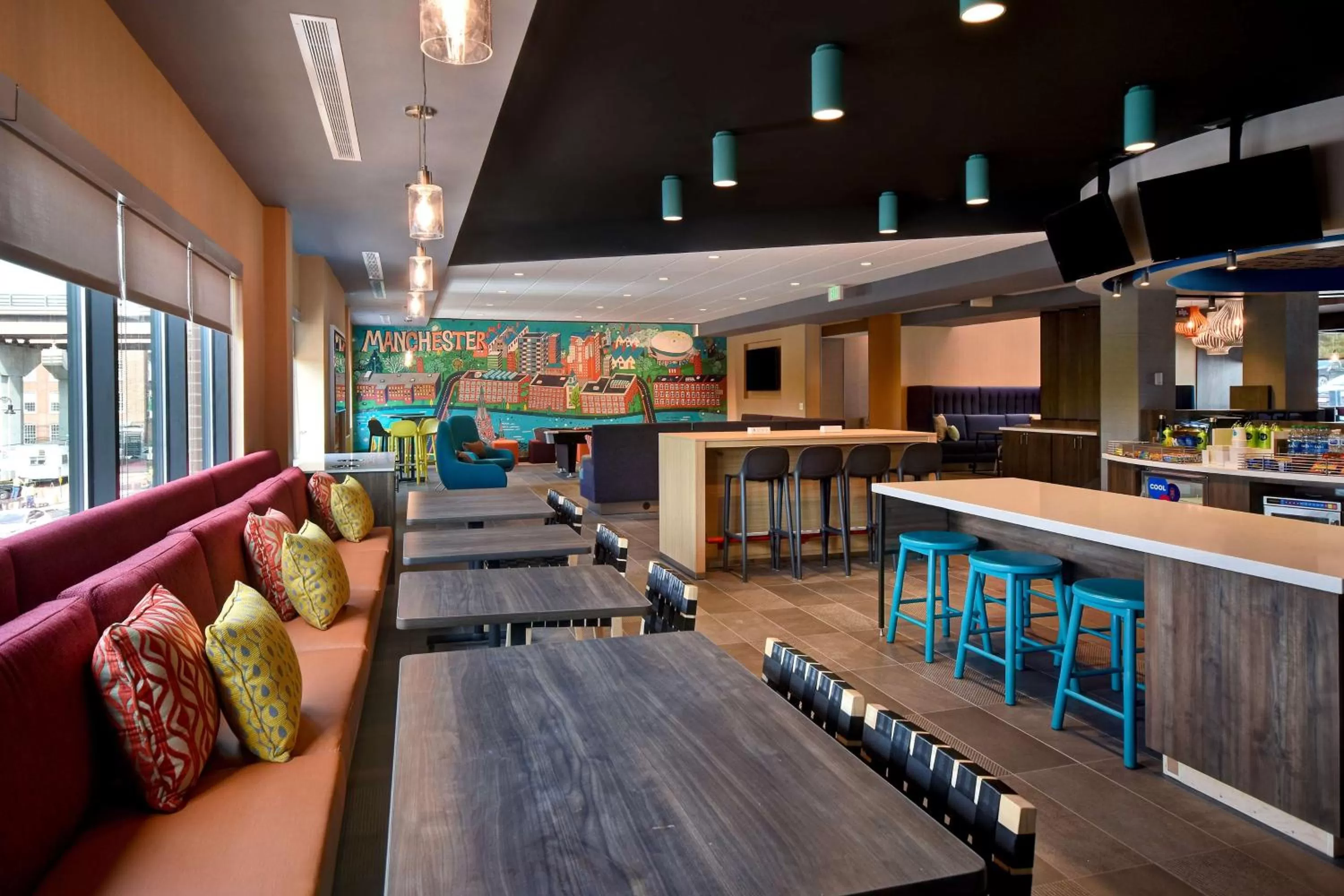 Breakfast in Tru By Hilton Manchester Downtown