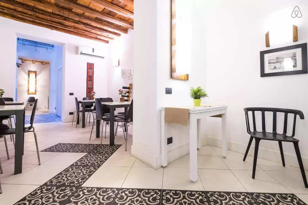 Seating area in Ai Tintori