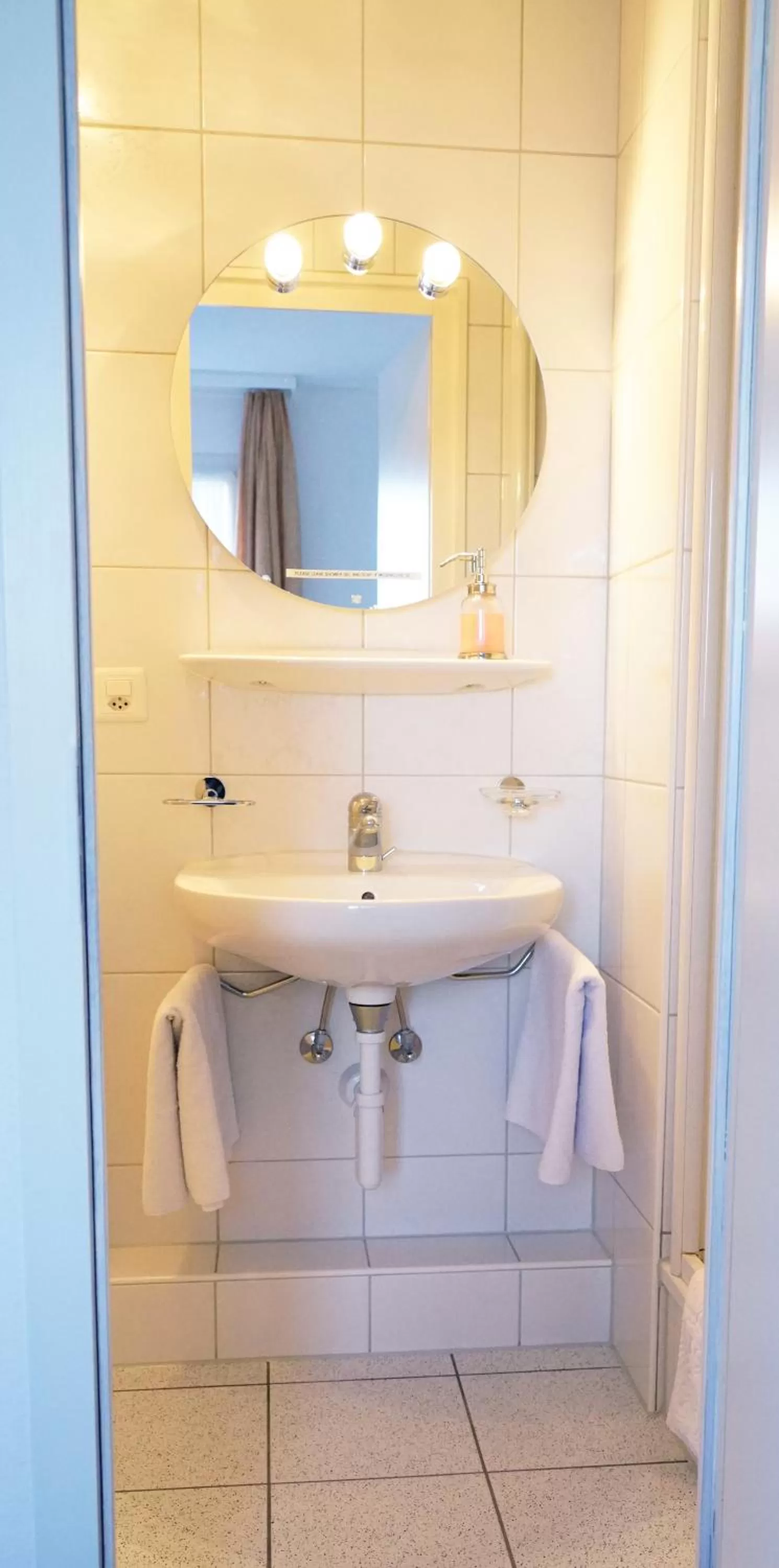 Bathroom in Adventure Guesthouse Interlaken