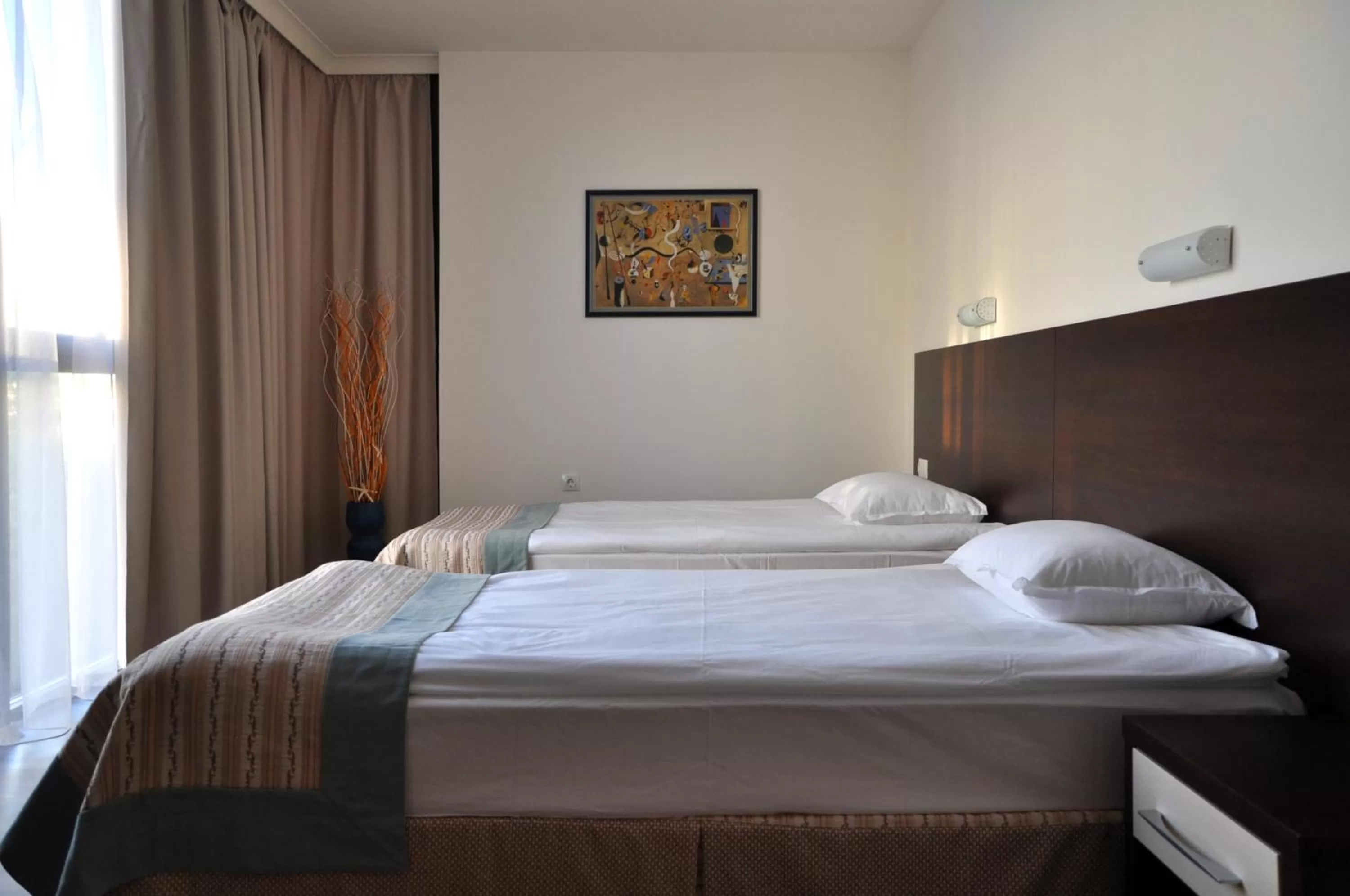 Bed in Hotel Burgas Free University