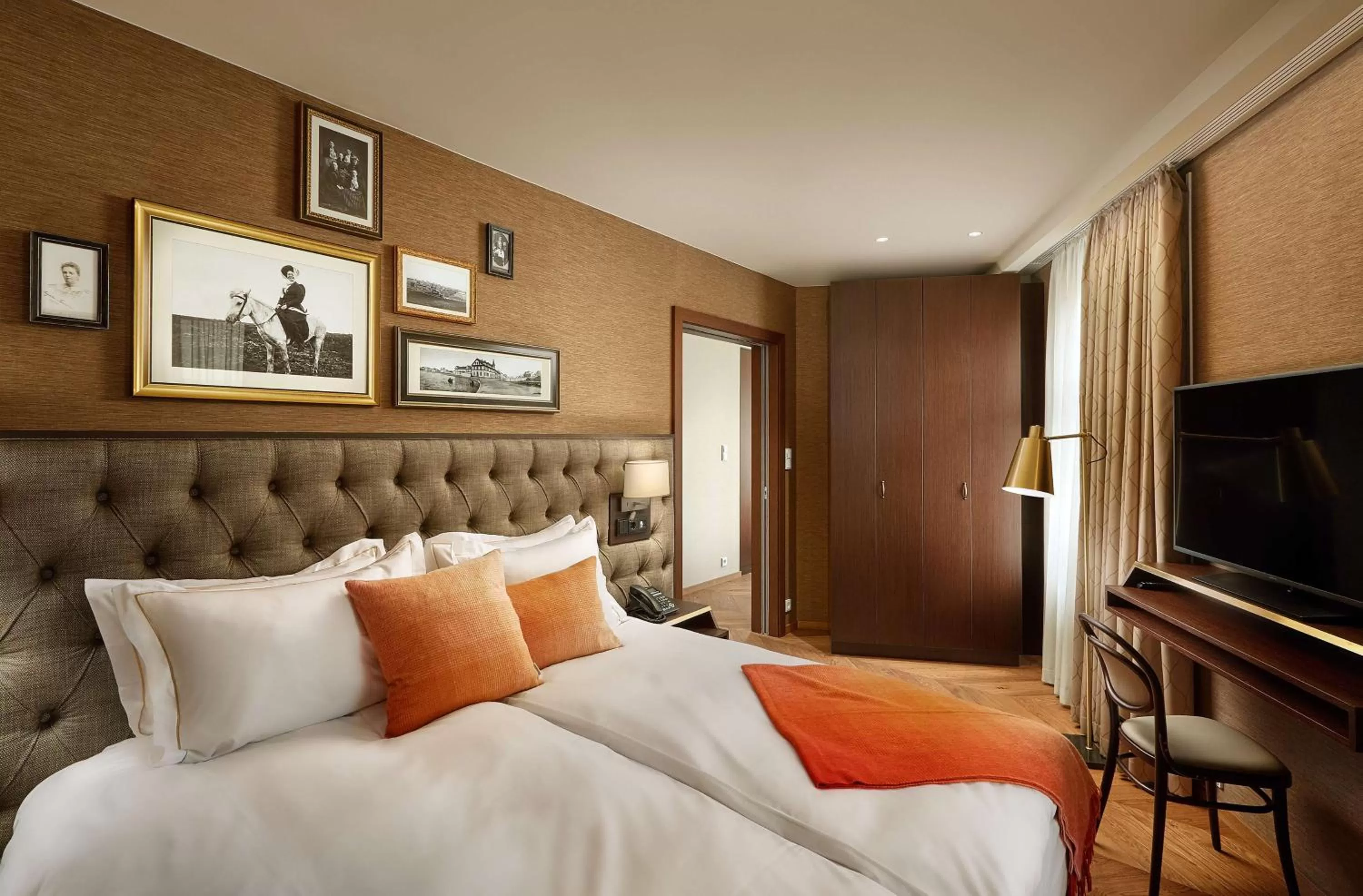 Bedroom, Bed in Reykjavik Konsulat Hotel, Curio Collection By Hilton