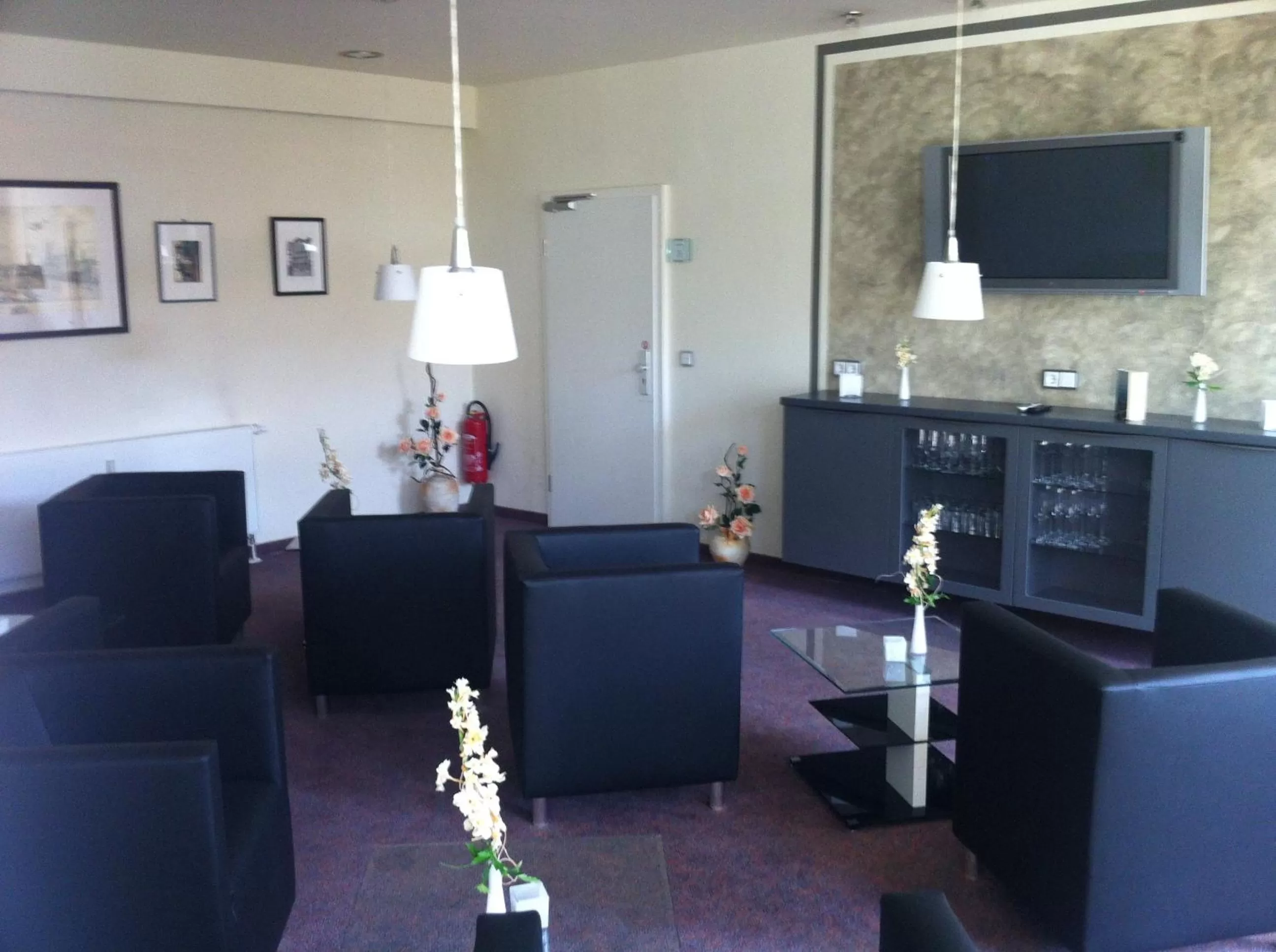 Communal lounge/ TV room, Seating Area in An der Porzellan-Manufaktur Pension