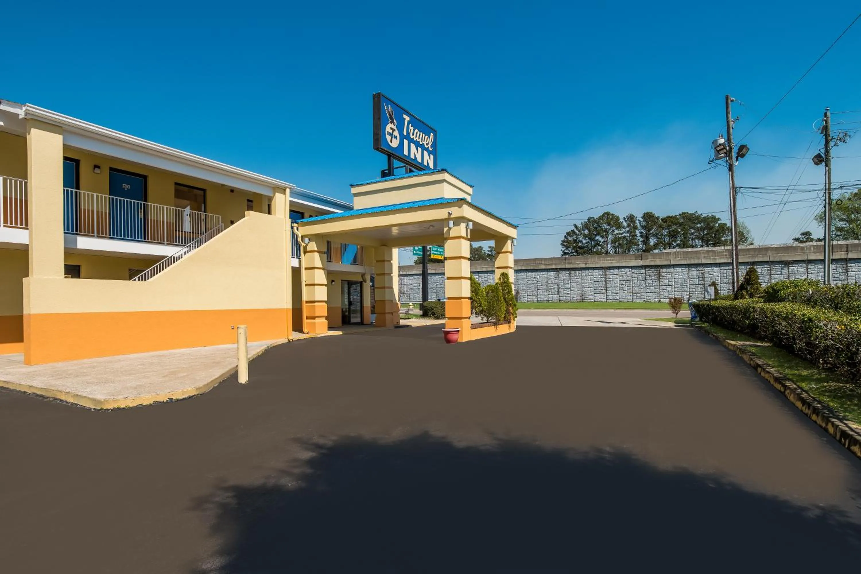 Property building in Rodeway Inn Augusta West - Fort Gordon