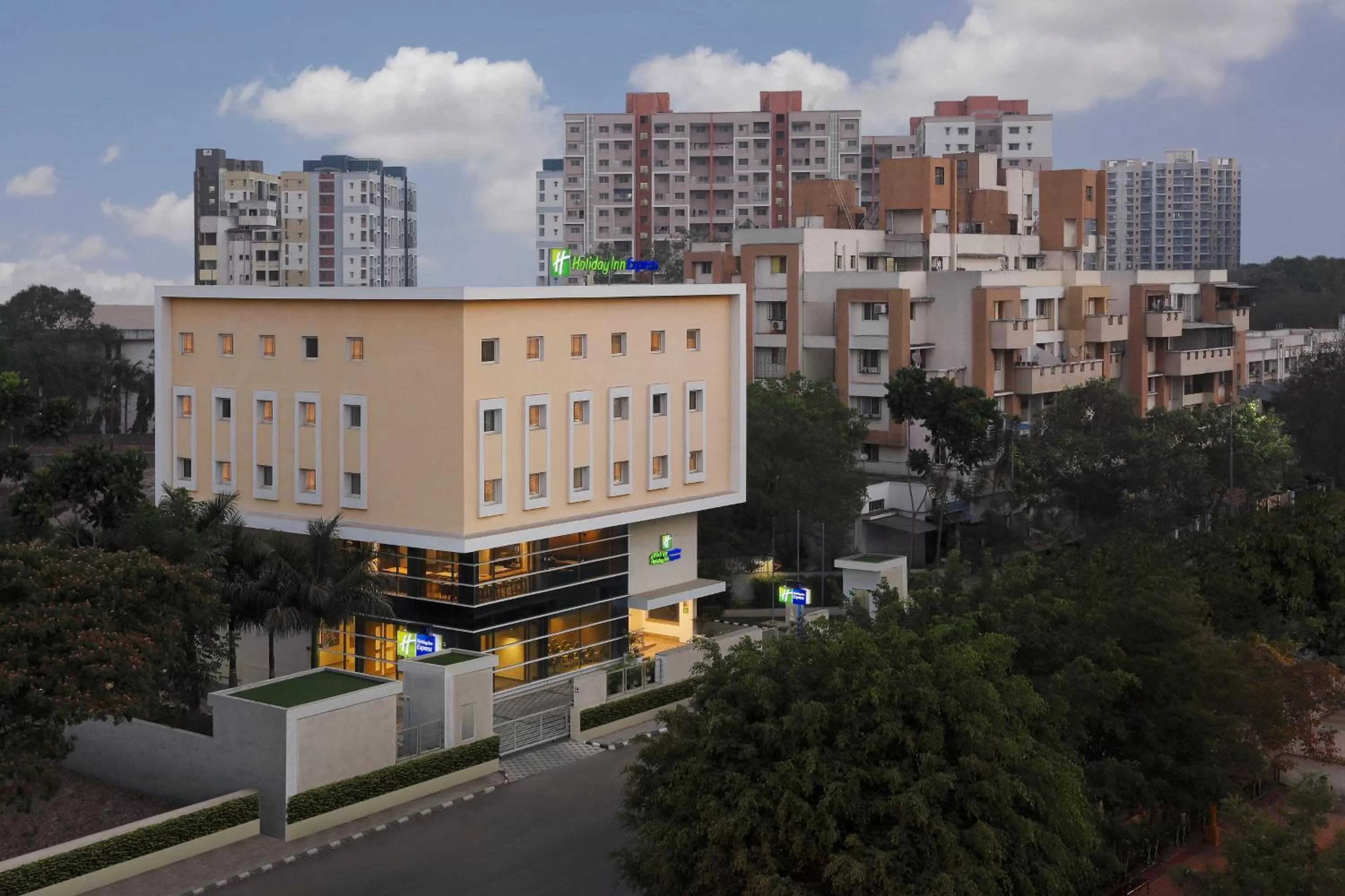 Property building in Holiday Inn Express Pune Pimpri by IHG