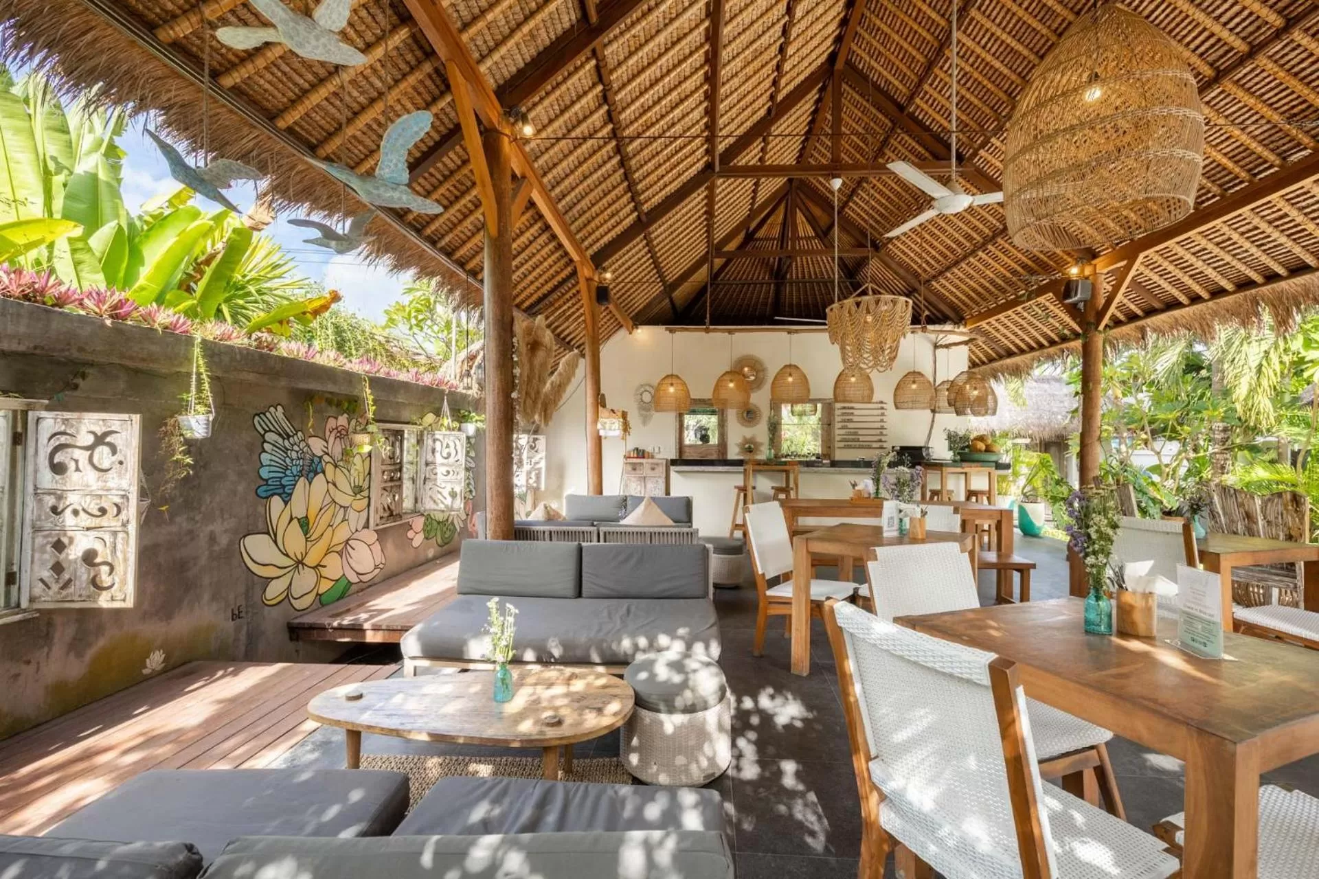 Restaurant/places to eat in Tigerlillys Boutique Hotel