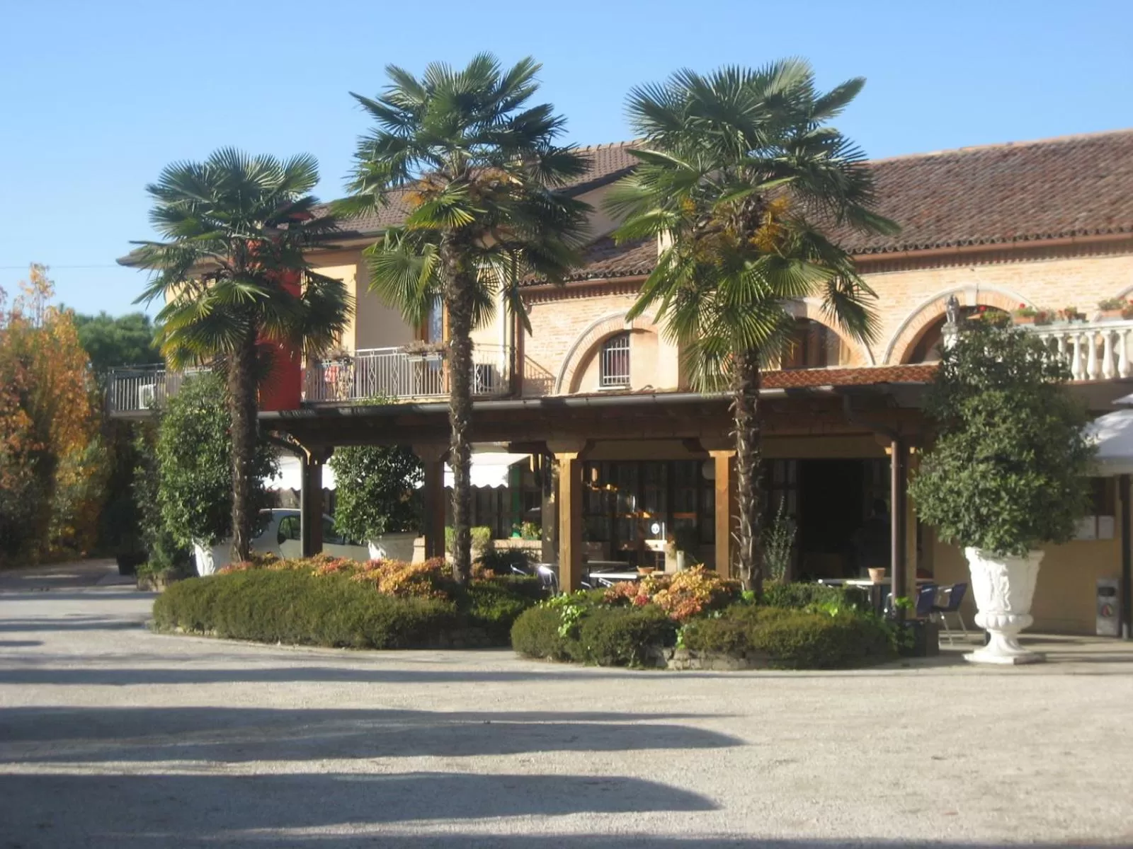 Facade/entrance in Hotel Pizzeria Ristorante "Al Leone"
