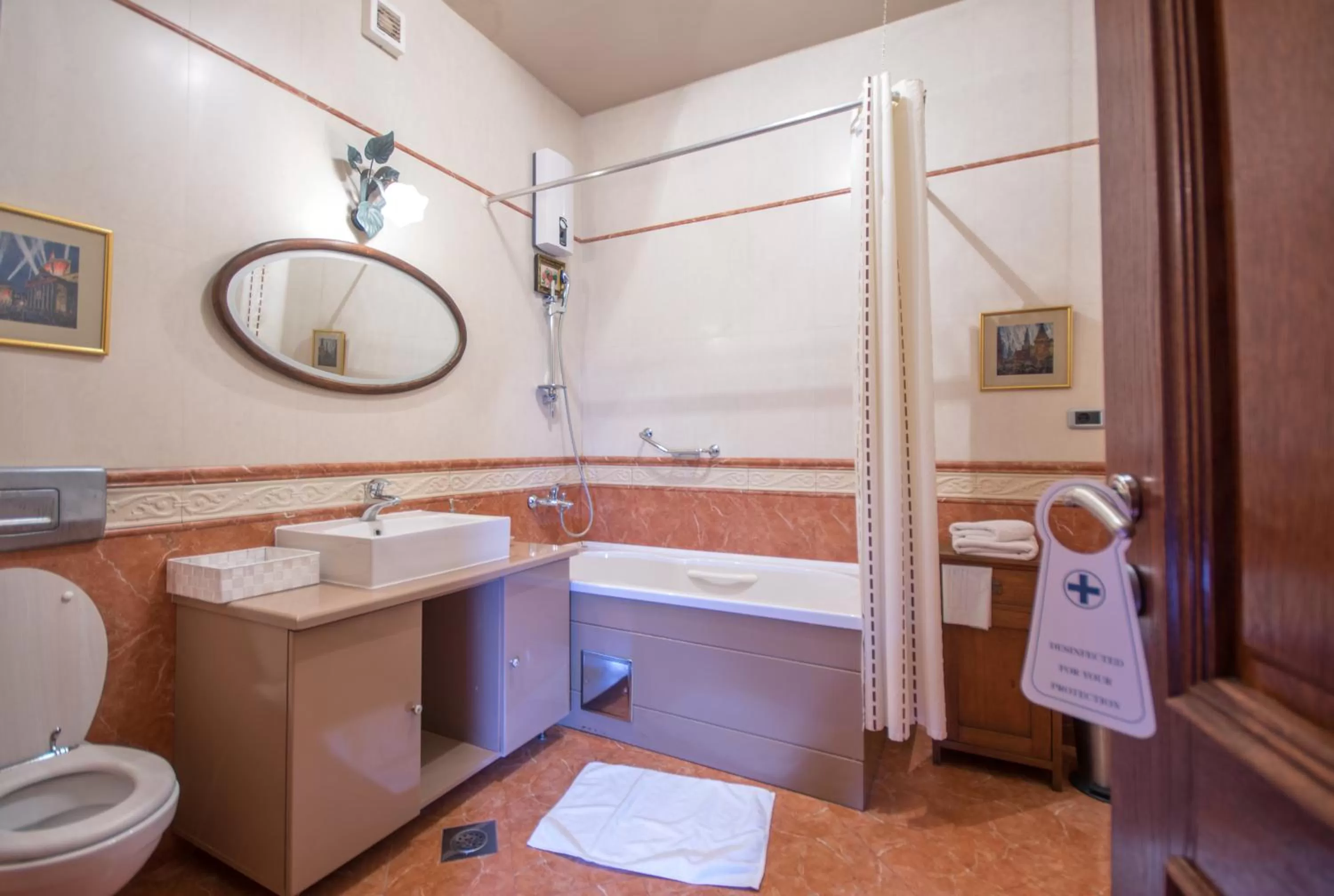 Toilet, Bathroom in Hotel Michele