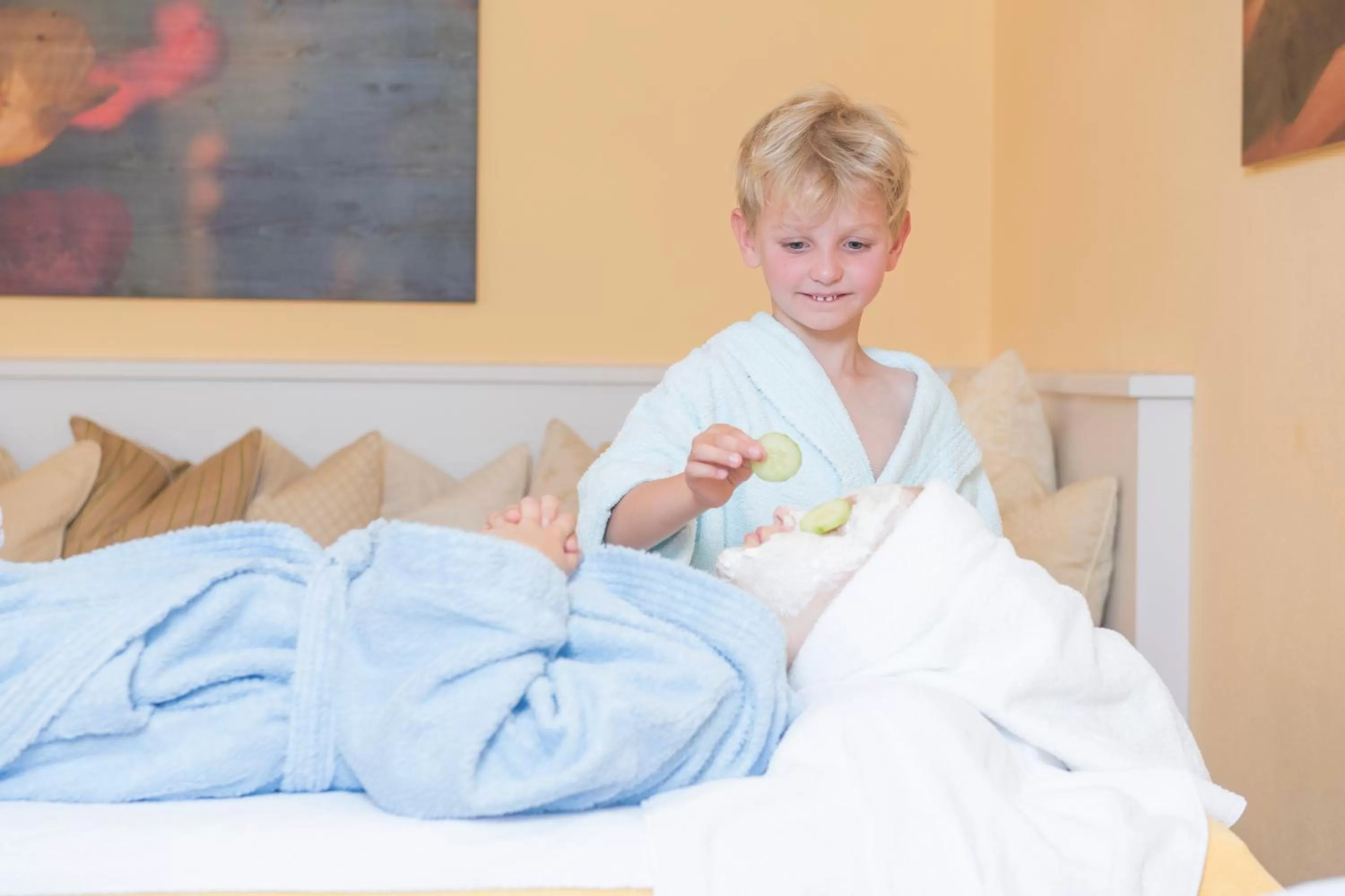 Activities, Bed in Familienparadies Sporthotel Achensee - FAMILIES ONLY