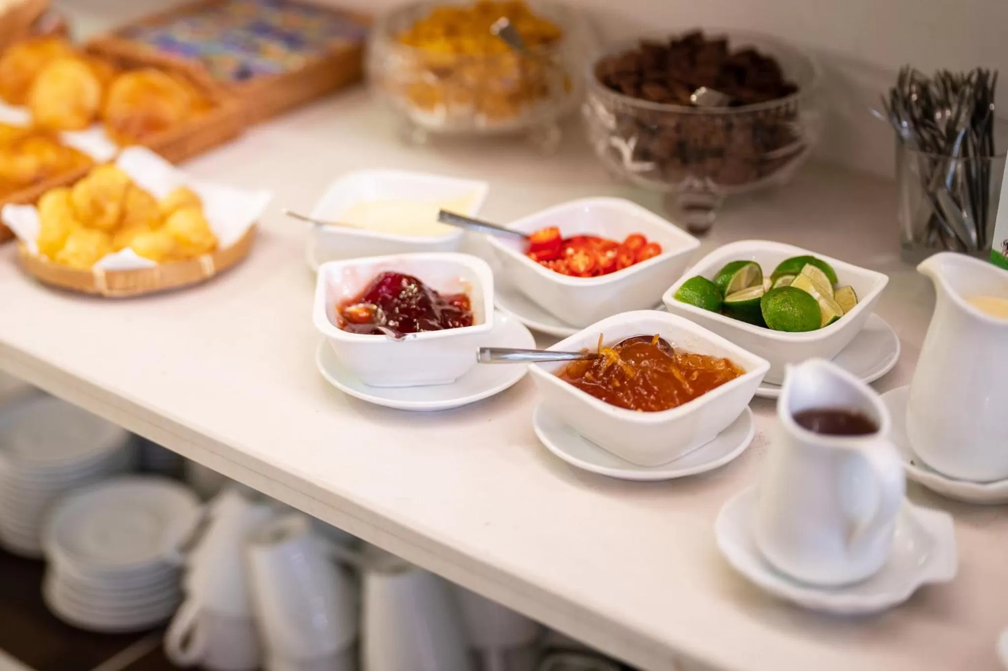 Restaurant/places to eat in Golden Legend Boutique Hotel