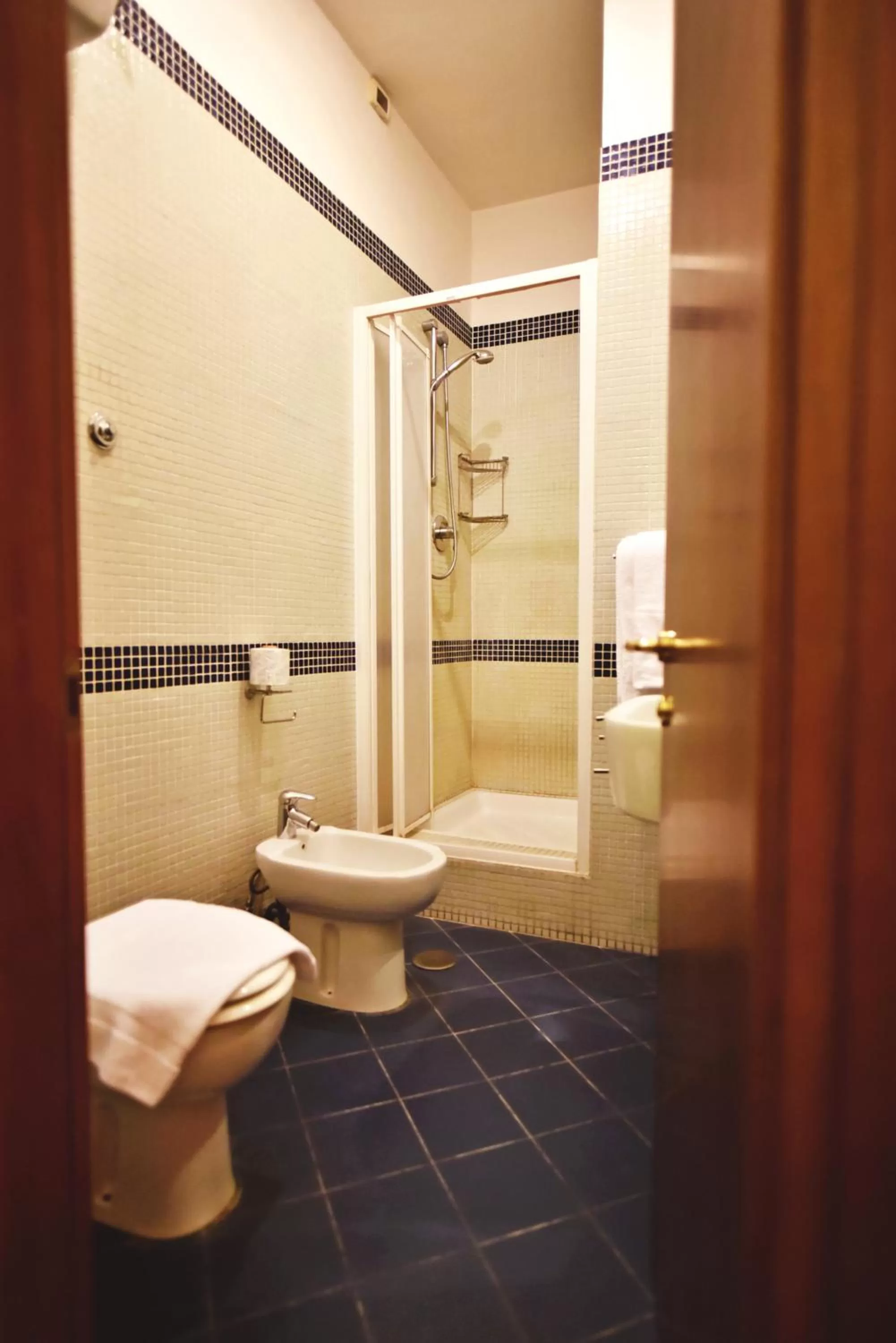 Bathroom in Hotel Carmel