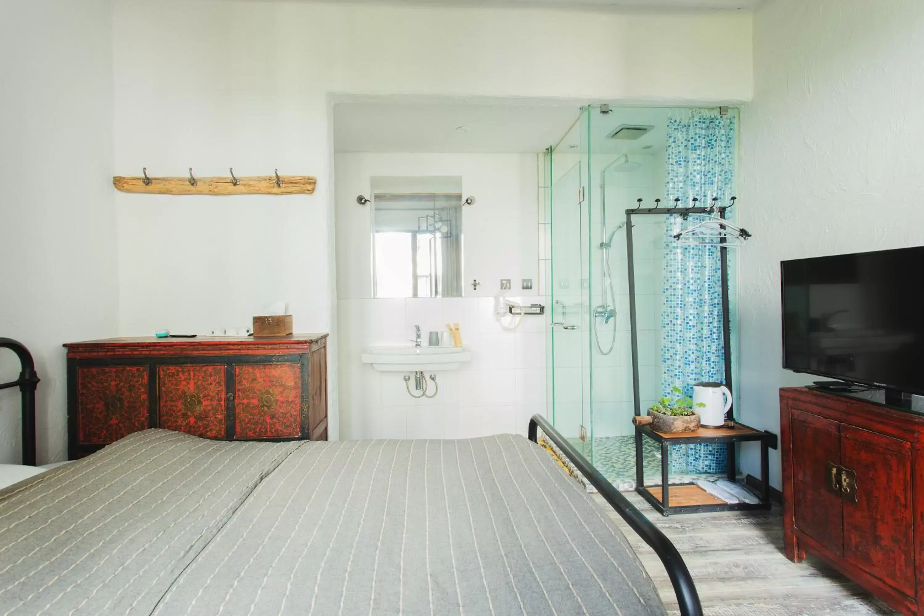 Single Room - single occupancy in Hidden Hotel Single Room - single occupancy in Hidden Hotel