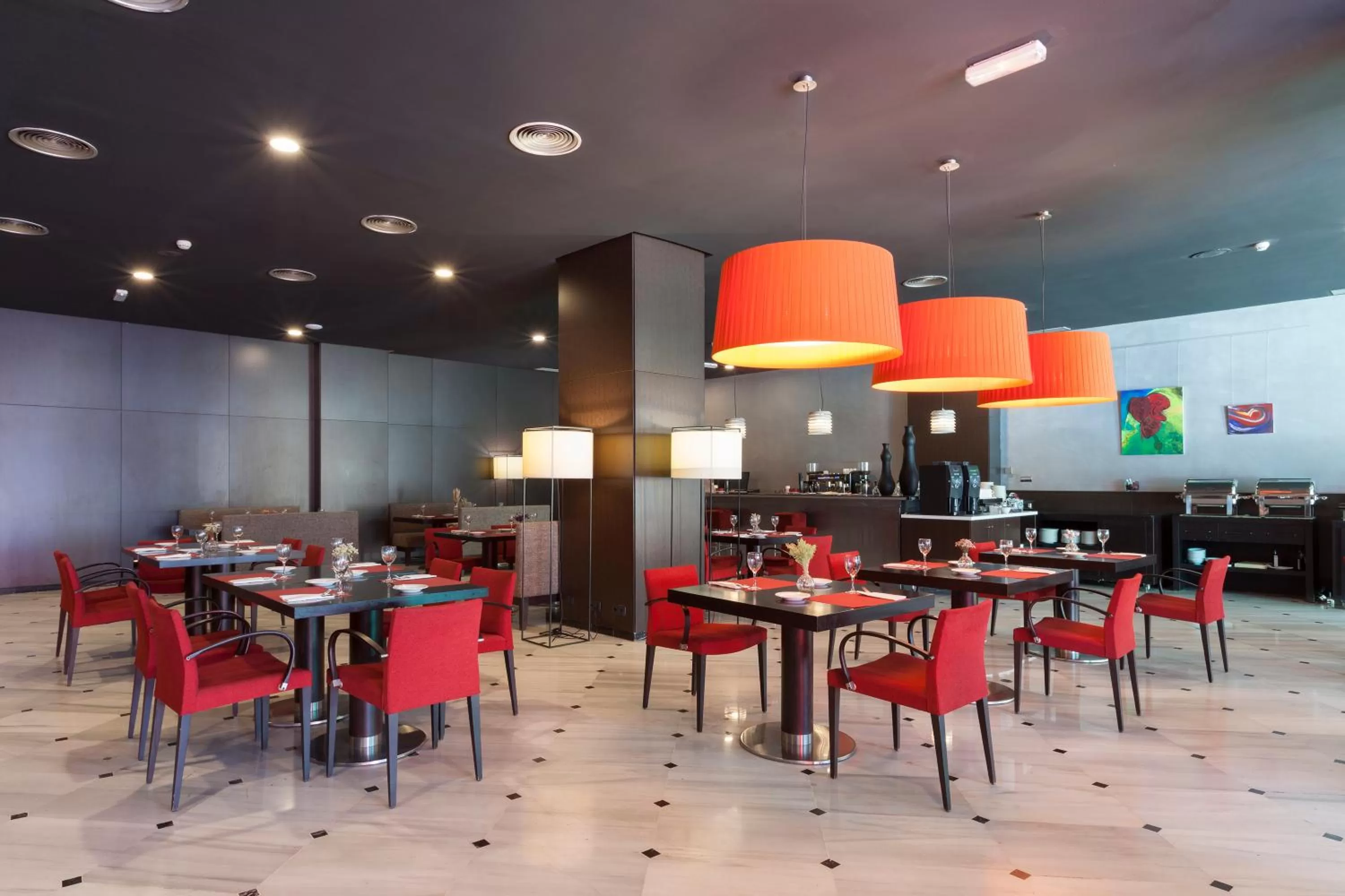 Restaurant/places to eat in URH Ciutat de Mataró