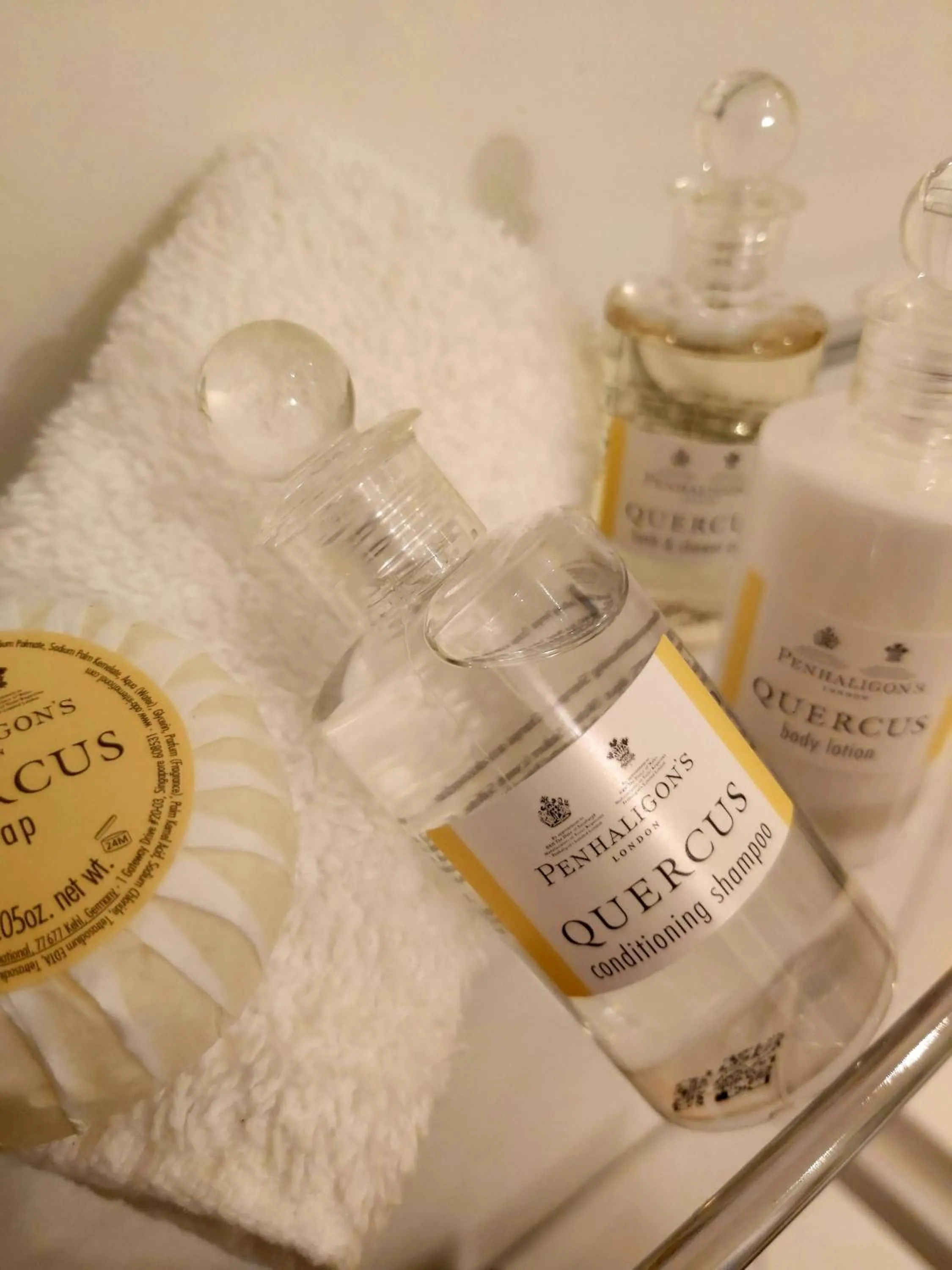 Bathroom in Chateau La Chaire