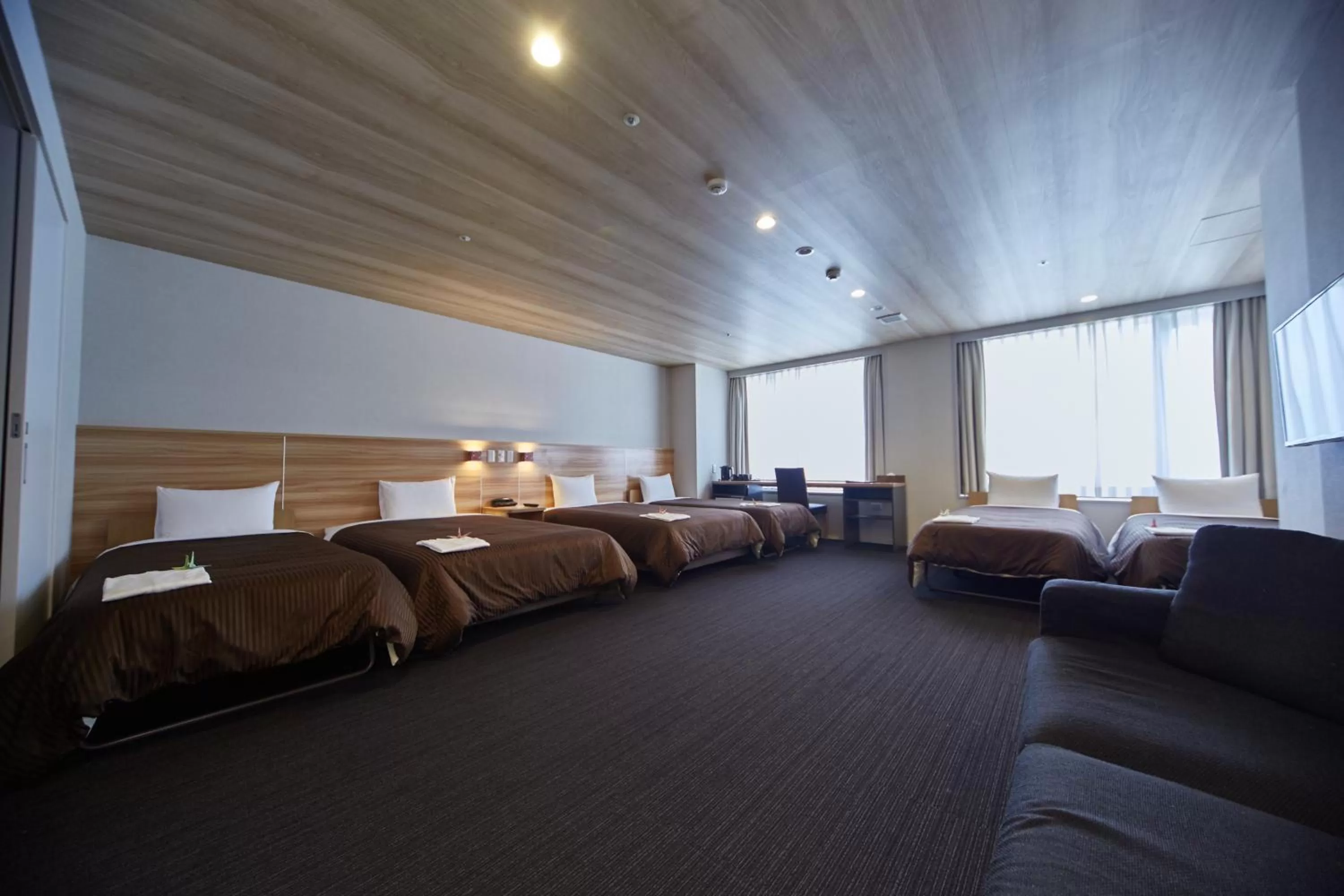 Photo of the whole room, Bed in Izumisano Center Hotel Kansai International Airport